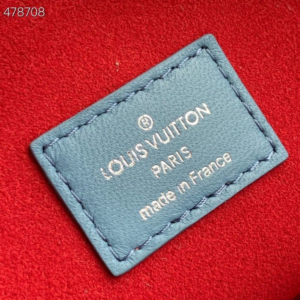 Louis Vuitton Coussin PM Bag 26cm Monogram Embossed Puffy Lambskin Leather Spring/Summer Collection M57793 Light Blue