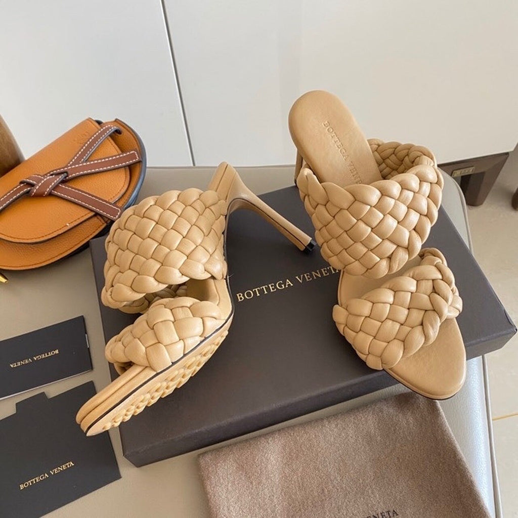 Bottega Veneta Curve Sandals 9.5cm Heel Lambskin Leather Spring/Summer 2020 Collection, Beige