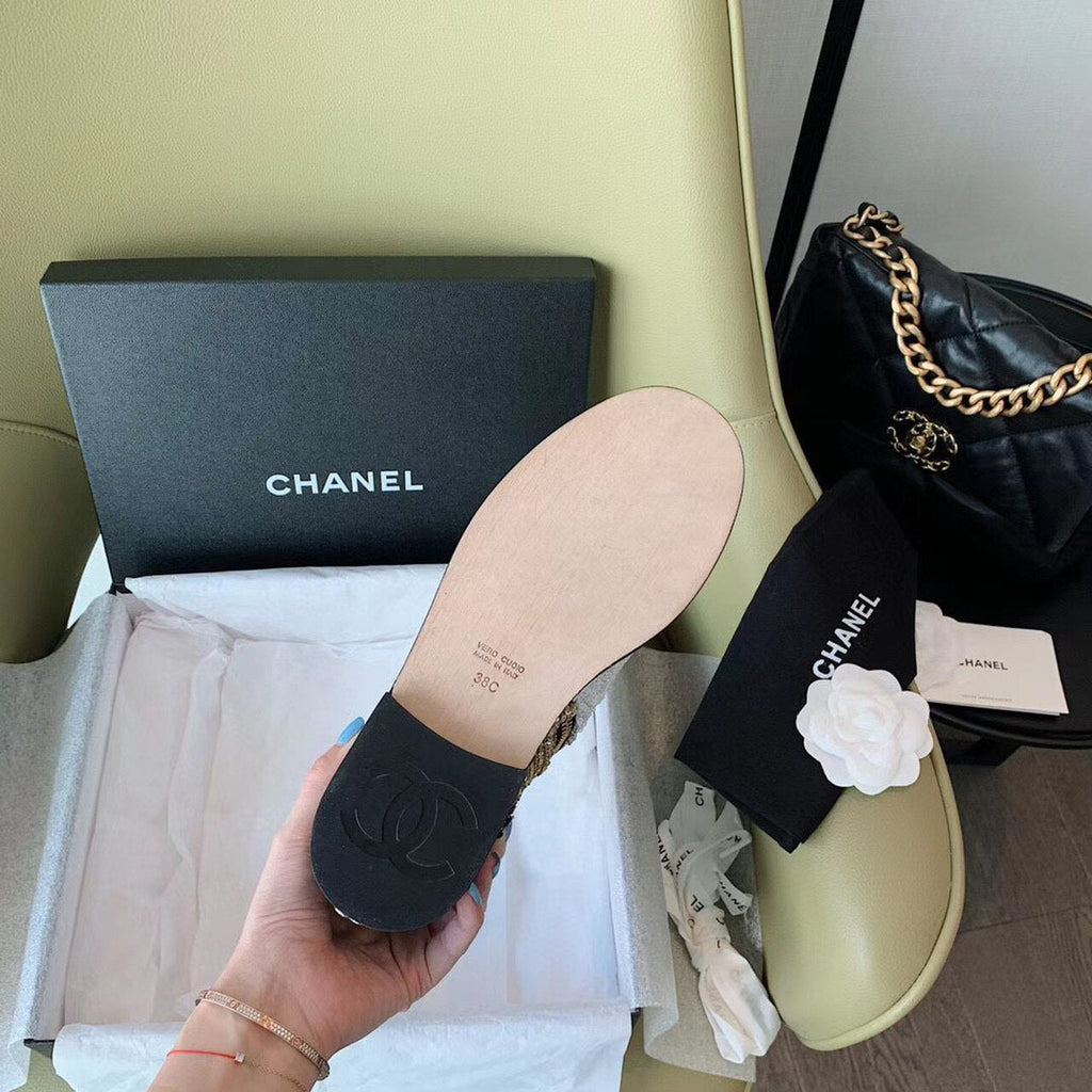 Chanel Sequin/Tweed Lace Up Combat Boots Calfskin Leather Spring/Summer Collection White/Black/Gold