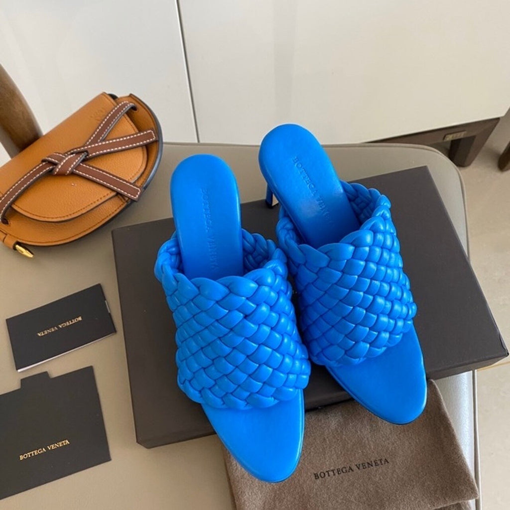 Bottega Veneta Curve Mules 9.5cm Heel Lambskin Leather Spring/Summer 2020 Collection, Electric Blue