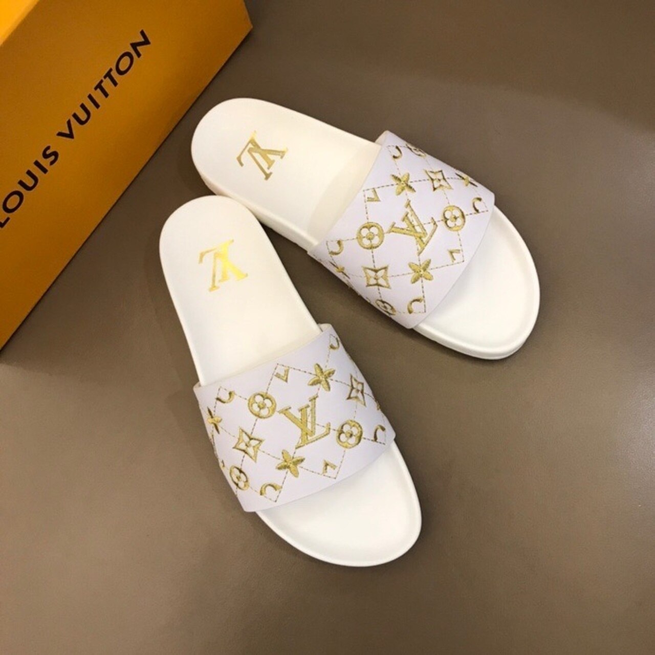 Louis Vuitton Mens Sandals Monogram Canvas Spring/Summer Collection White/Yellow