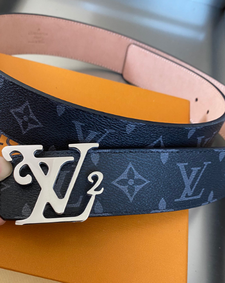 Louis Vuitton Initiales Reversible