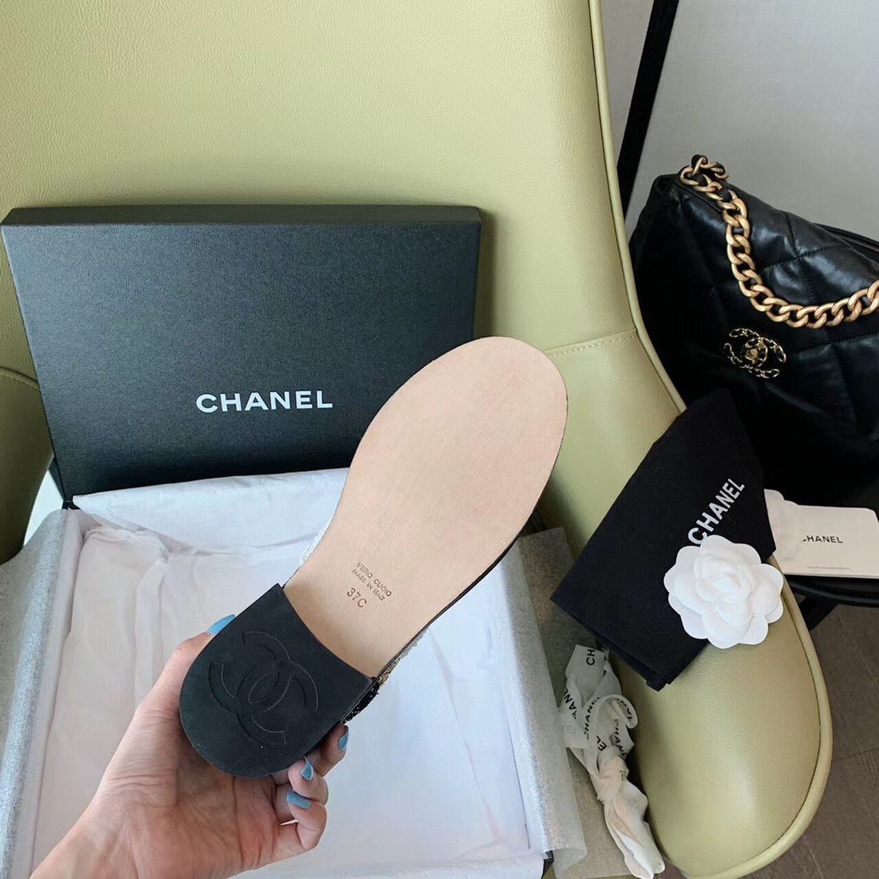 Chanel Sequin/Tweed Lace Up Shoes Calfskin Leather Spring/Summer Collection White/Black/Gold