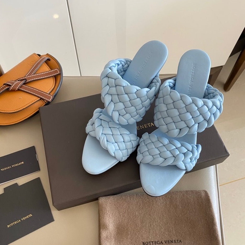 Bottega Veneta Curve Sandals 9.5cm Heel Lambskin Leather Spring/Summer 2020 Collection, Light Blue