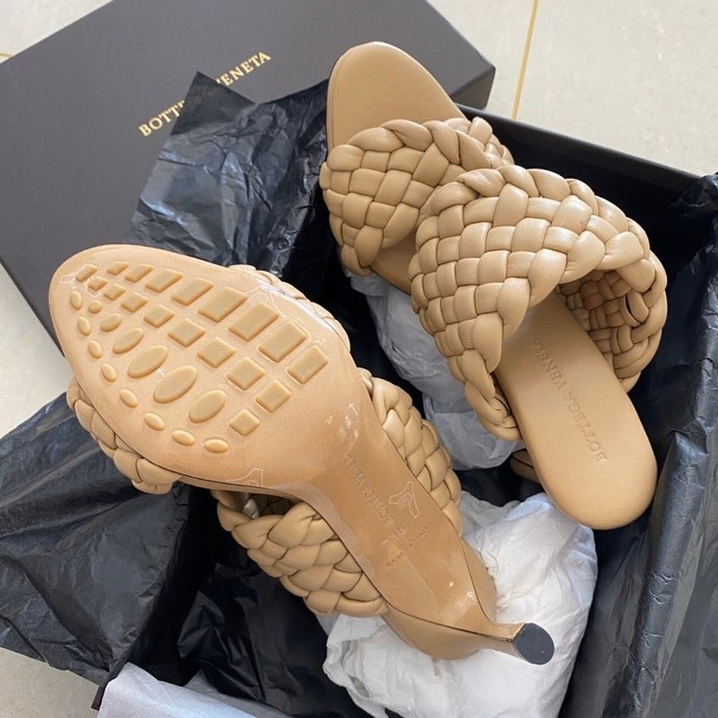 Bottega Veneta Curve Sandals 9.5cm Heel Lambskin Leather Spring/Summer 2020 Collection, Beige