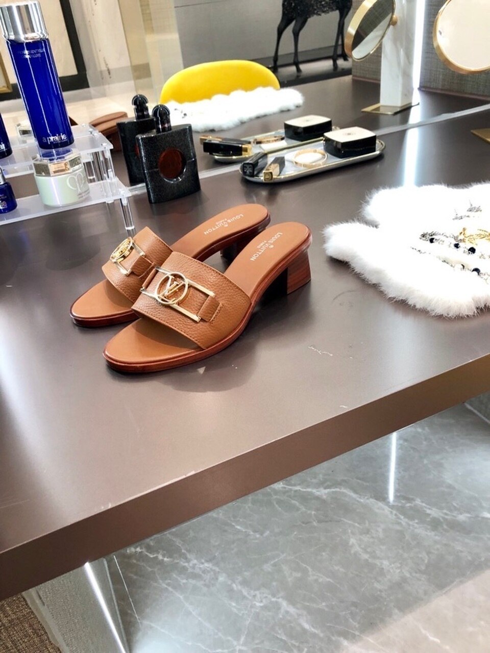 Louis Vuitton Lock It Mules Calfskin Leather Spring/Summer 2020 Collection 1A64MN Tan