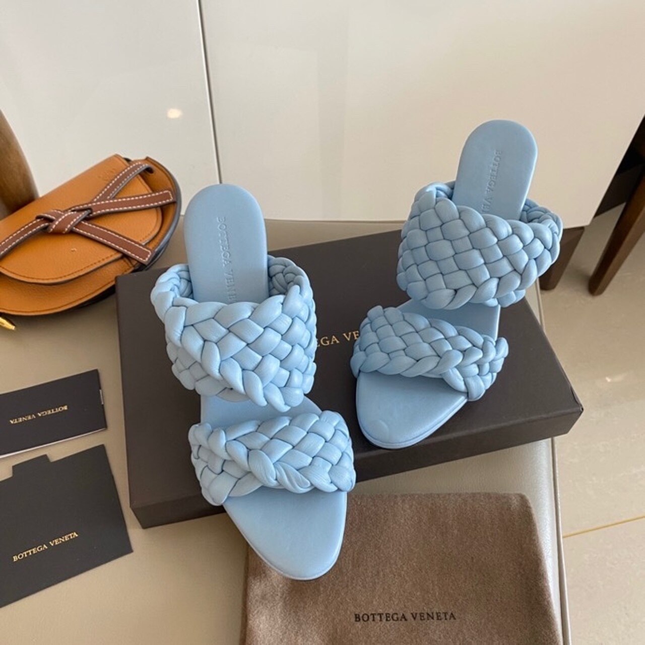 Bottega Veneta Curve Sandals 9.5cm Heel Lambskin Leather Spring/Summer 2020 Collection, Light Blue