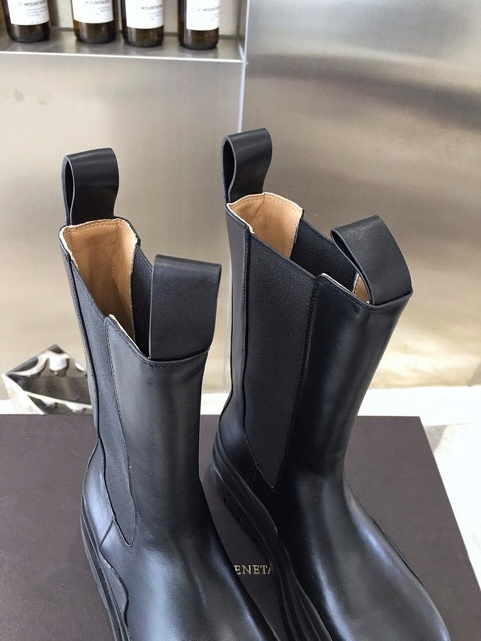 Bottega Veneta Flat Triple-Sole Leather Boots Calfskin Leather Fall/Winter 2020 Collection, Black