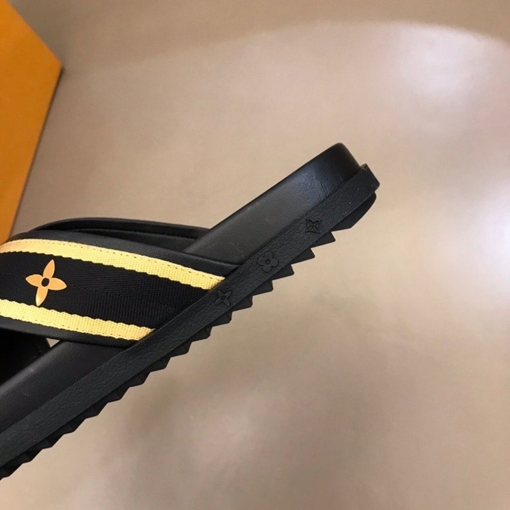 Louis Vuitton Thong Mules Mens Sandals Spring/Summer Collection Black/Gold