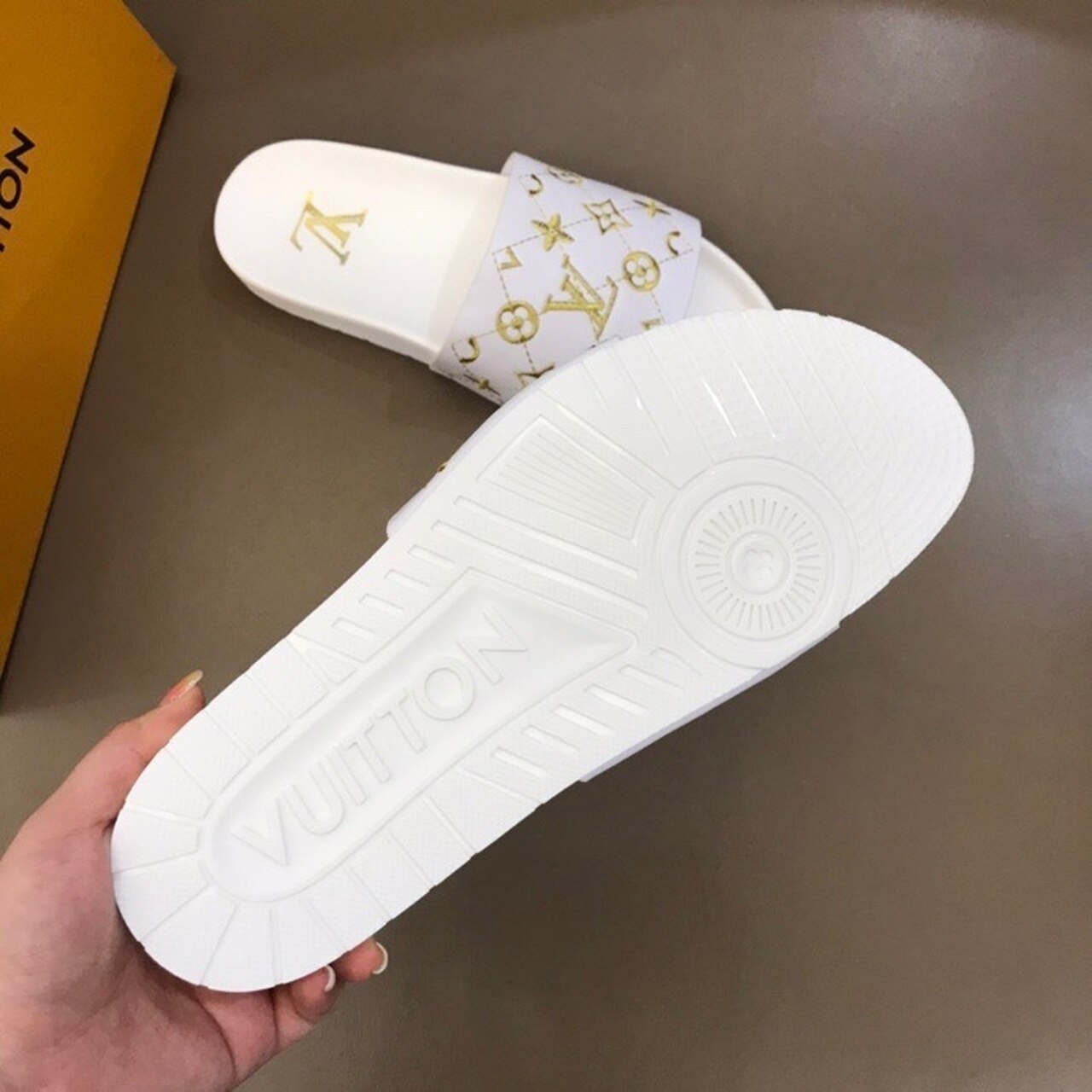 Louis Vuitton Mens Sandals Monogram Canvas Spring/Summer Collection White/Yellow