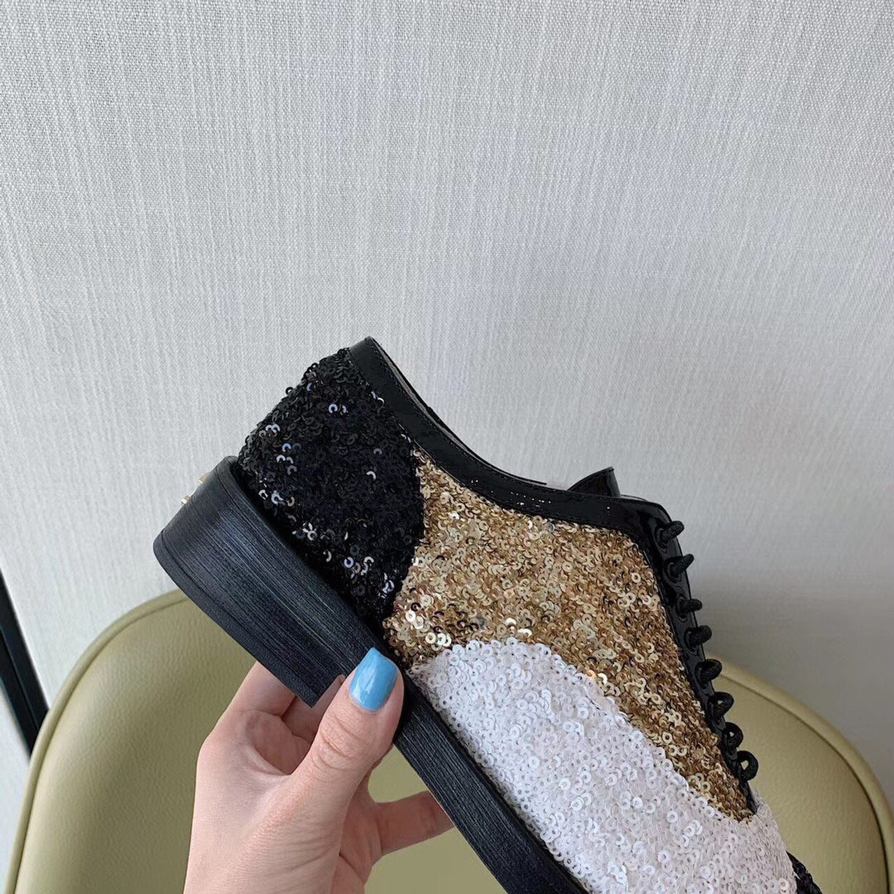 Chanel Sequin/Tweed Lace Up Shoes Calfskin Leather Spring/Summer Collection White/Black/Gold