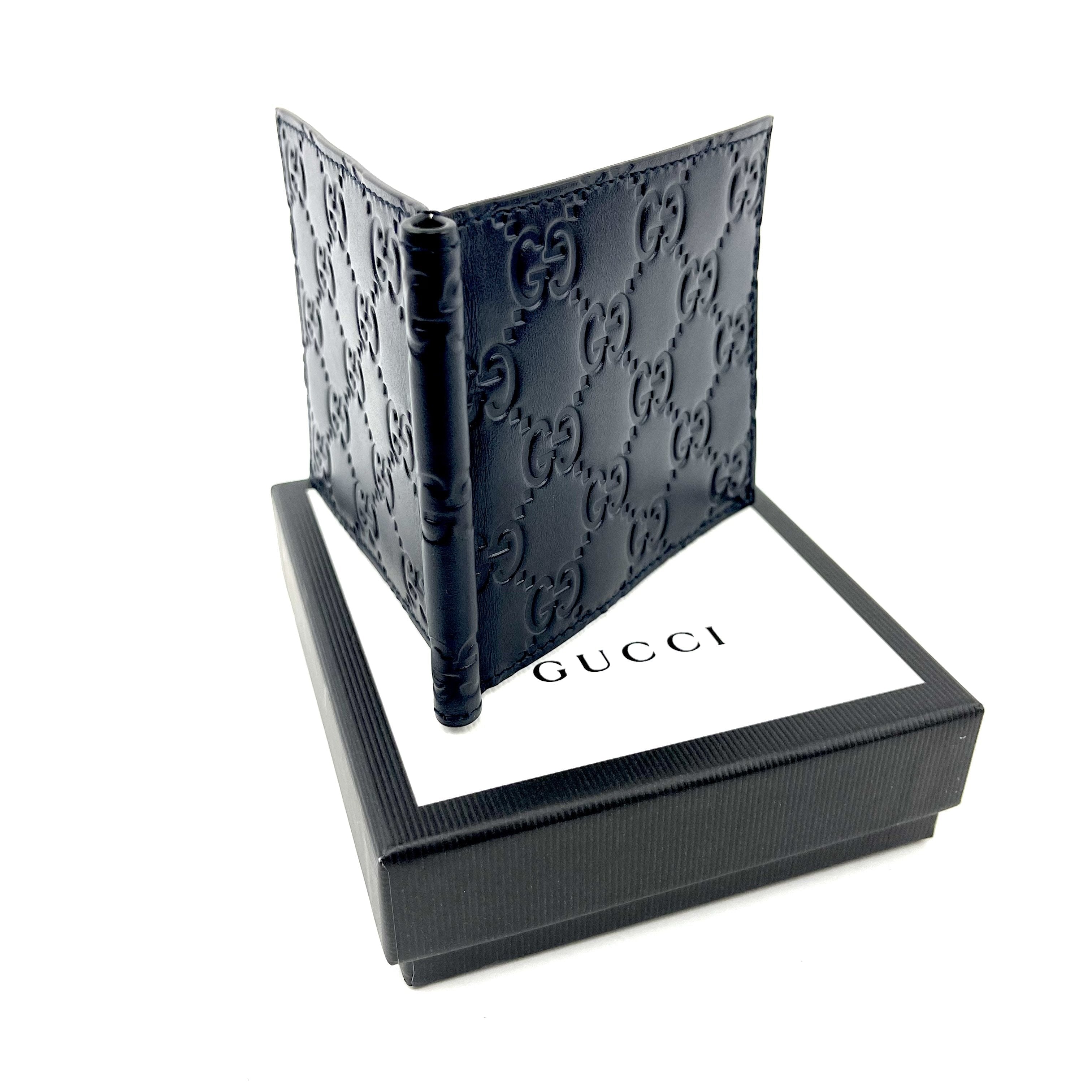 GUCCI Signature Leather Clip Wallet