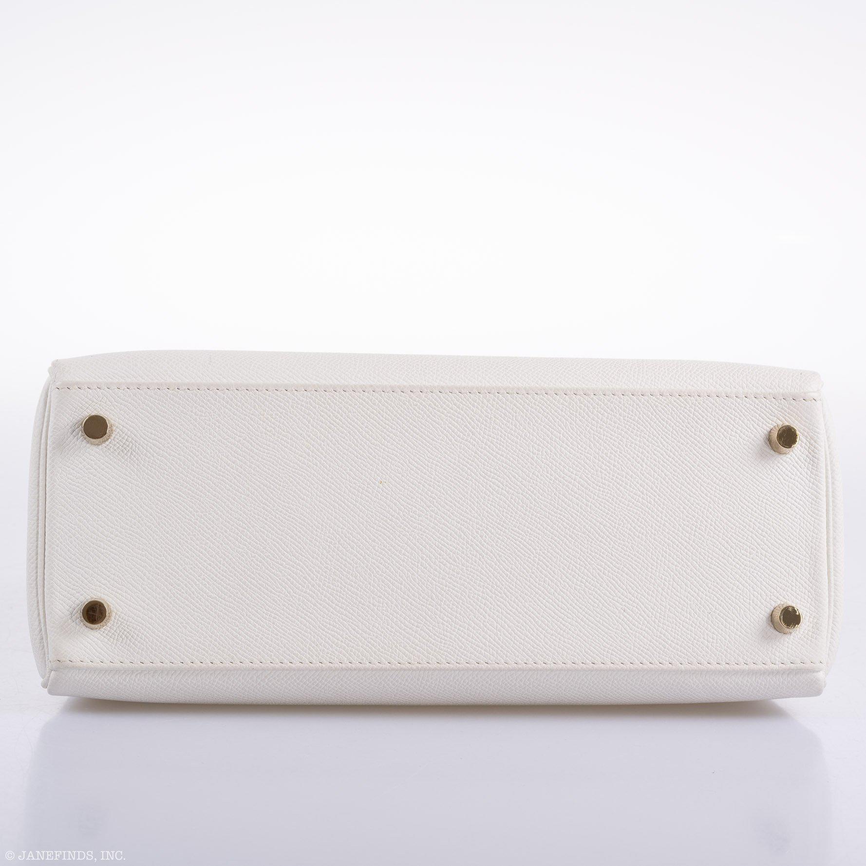 Hermes Kelly 28 Retourne White Epsom with Gold Hardware - 2010, N Square
