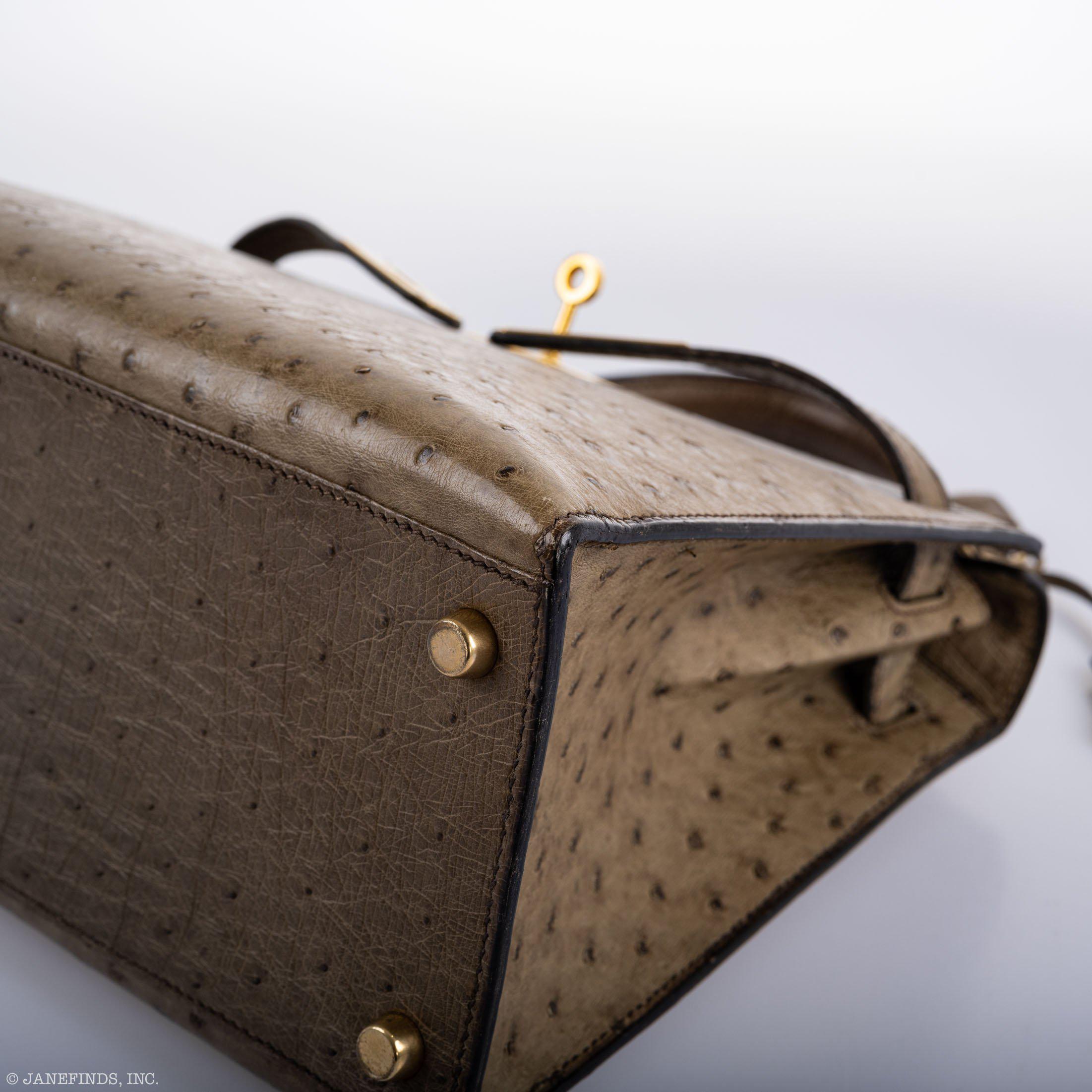 Hermes Kelly 28 Sellier Mousse Ostrich Gold Hardware - Circle W