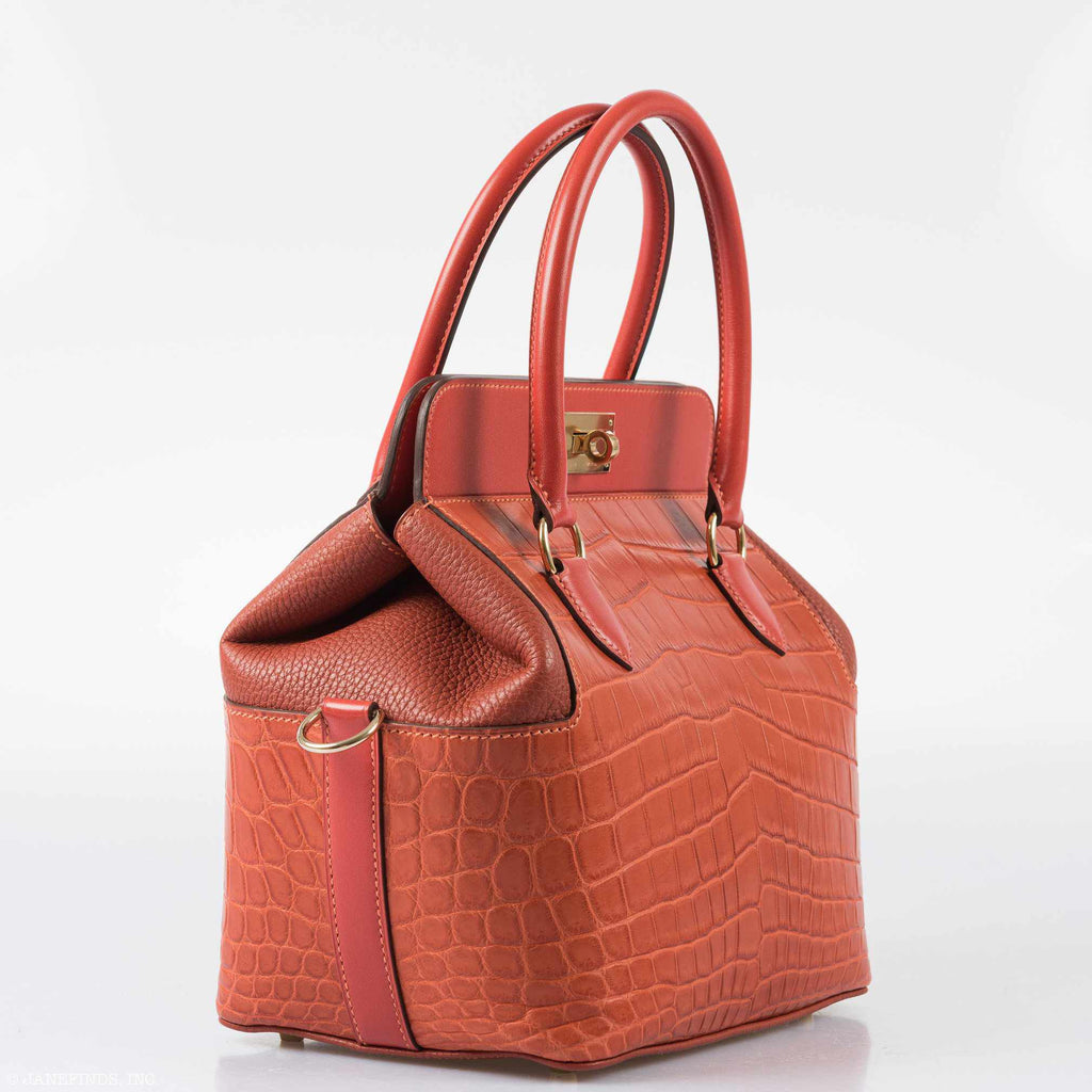 Hermes Toolbox Puzzle 20 Matte Sanguine Niloticus Crocodile & Clemence Permabrass Hardware - Limited 2019, X