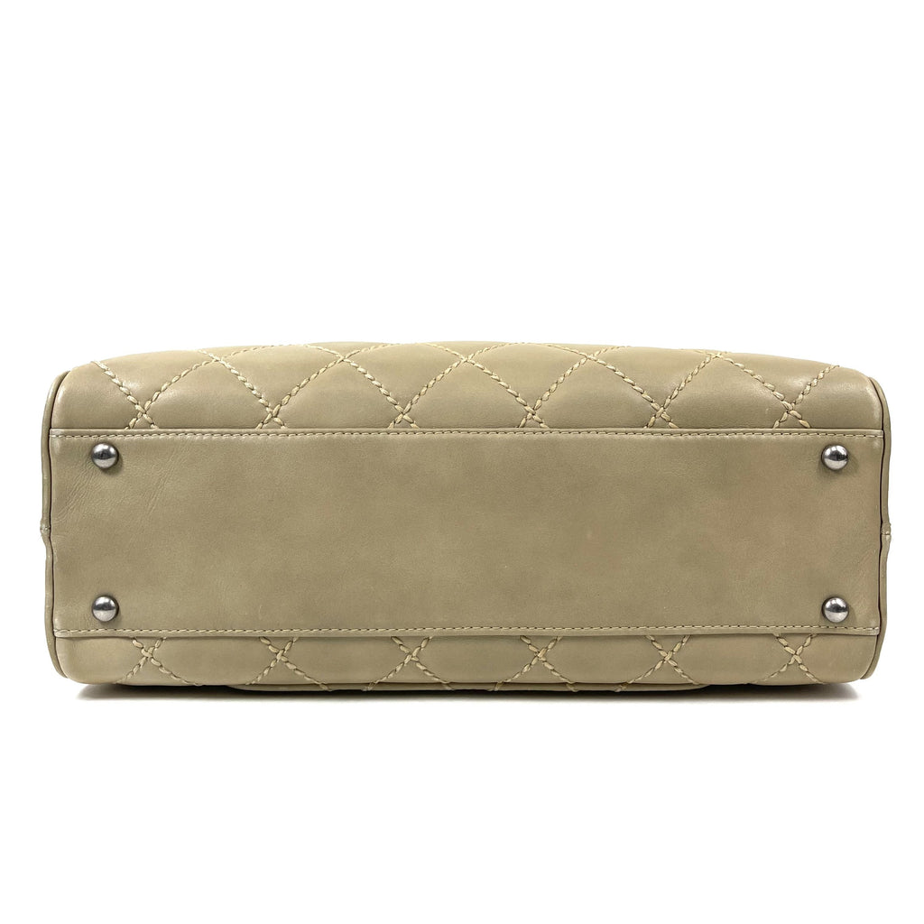 CHANEL Vintage Surpique Bowler Bag