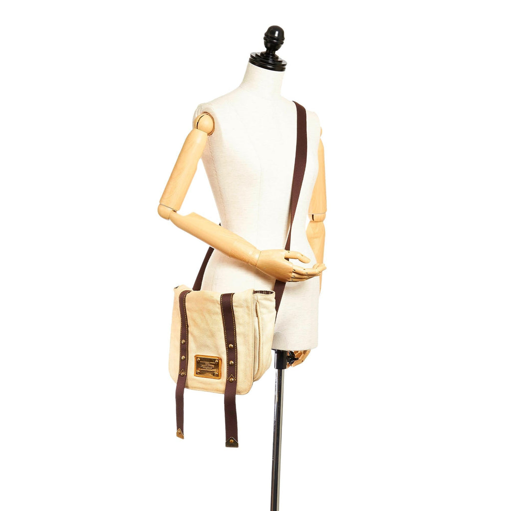 Louis Vuitton Antigua Besace PM (SHG-28147)