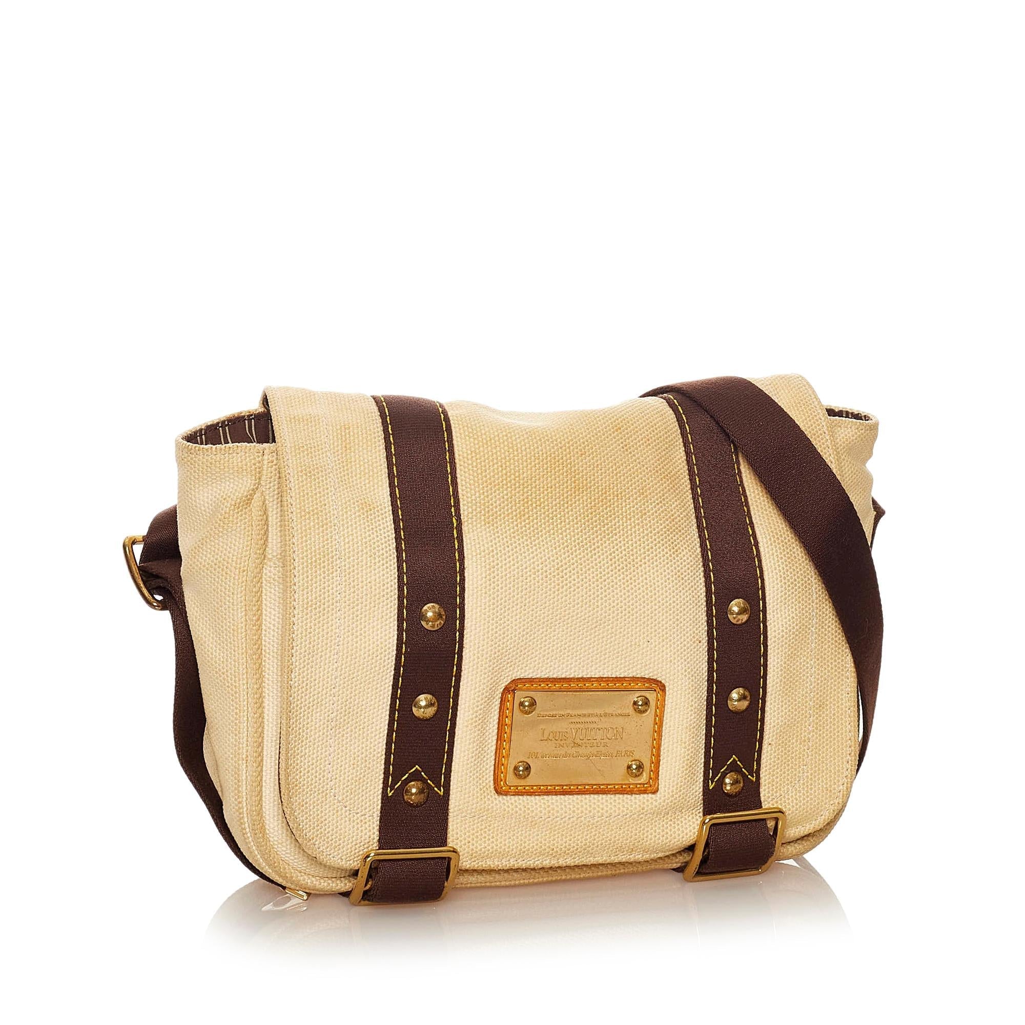 Louis Vuitton Antigua Besace PM (SHG-28147)