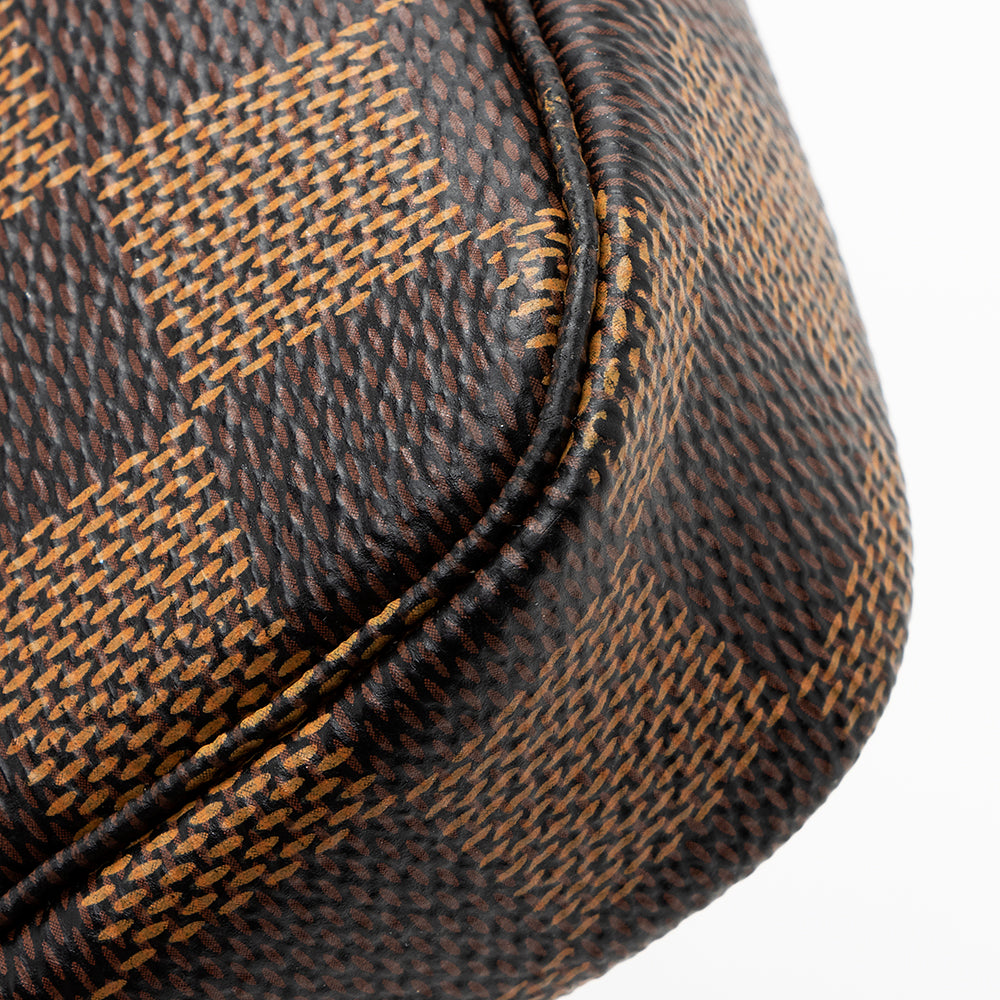 Louis Vuitton Damier Ebene Mini Pochette Accessoires (SHF-17566)