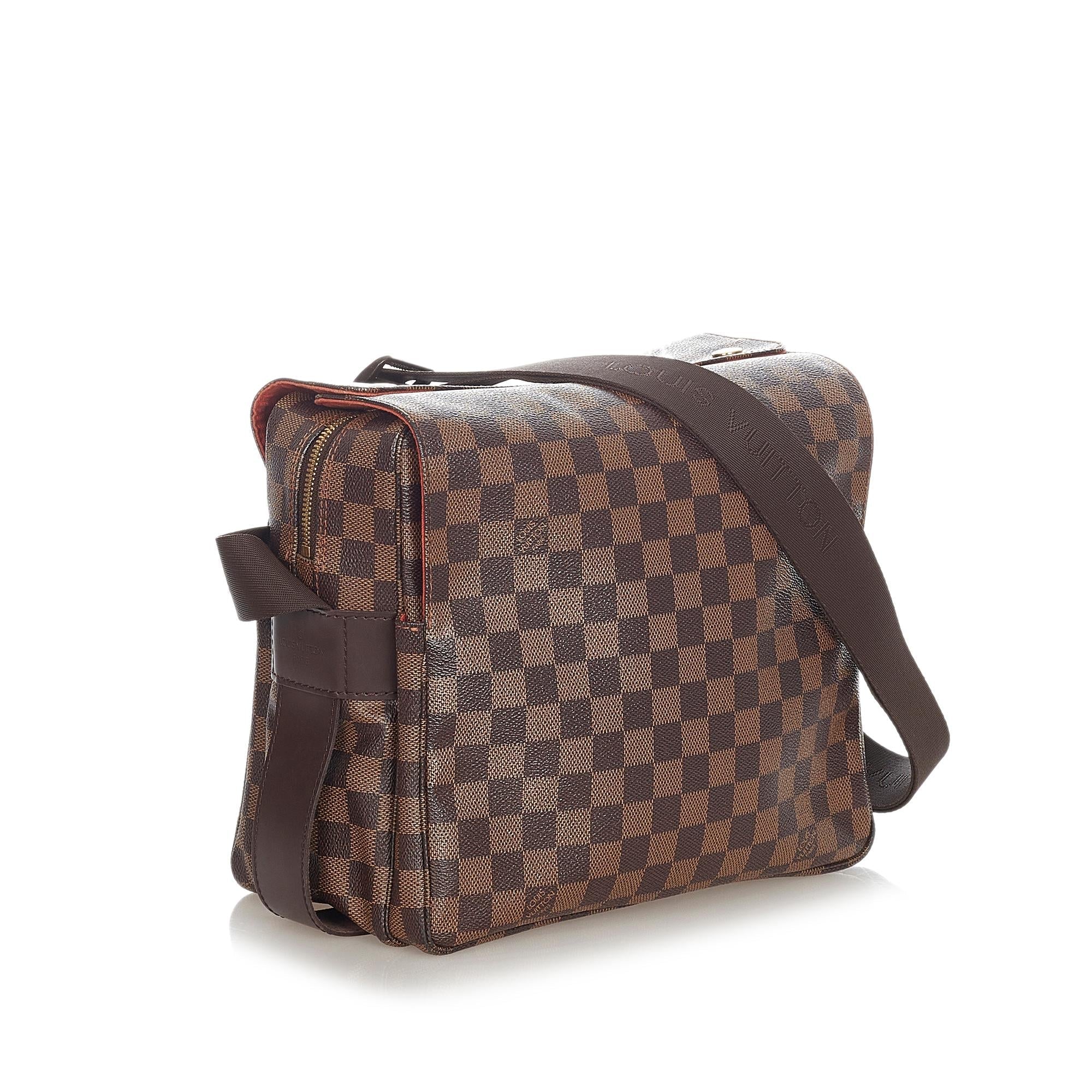 Louis Vuitton Damier Ebene Naviglio (SHG-23098)