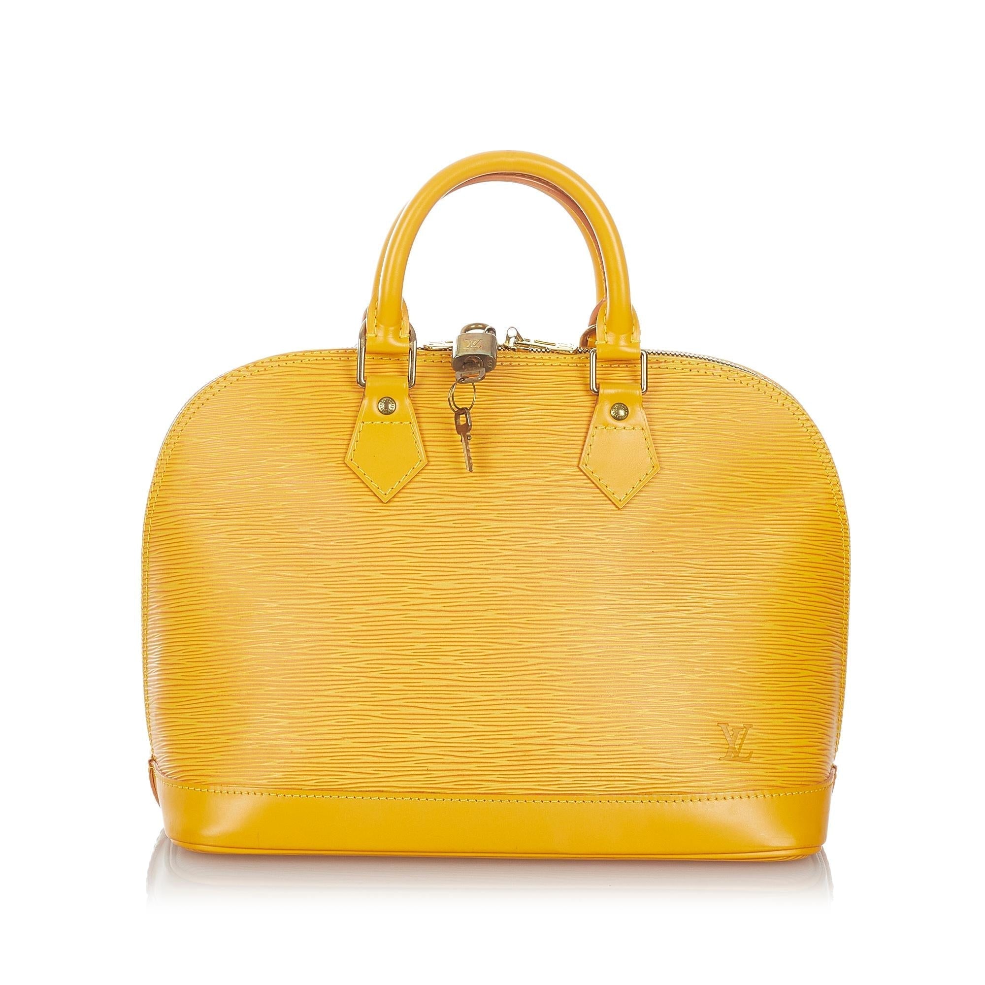 Louis Vuitton Epi Alma PM (SHG-26936)
