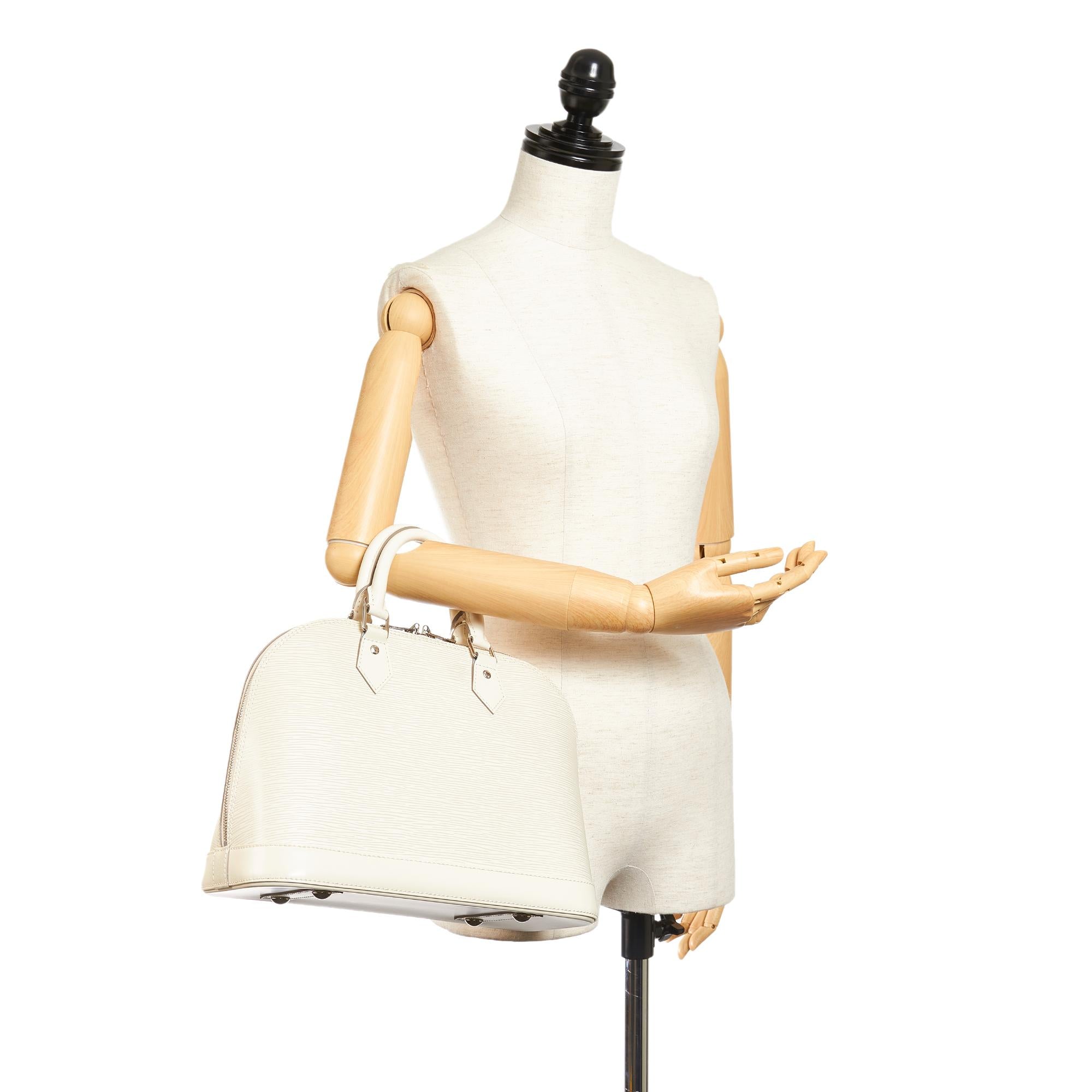 Louis Vuitton Epi Alma PM (SHG-27170)