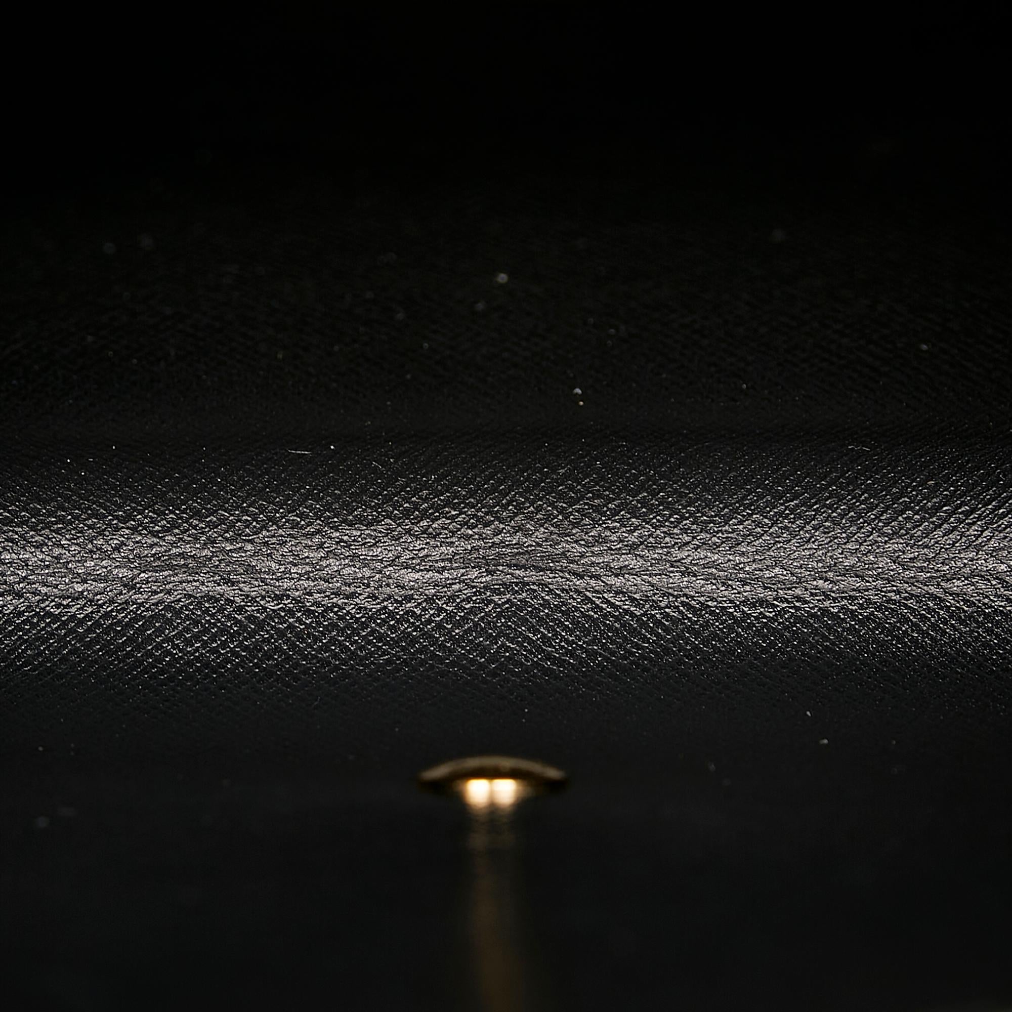 Louis Vuitton Epi Art Deco Clutch (SHG-27984)