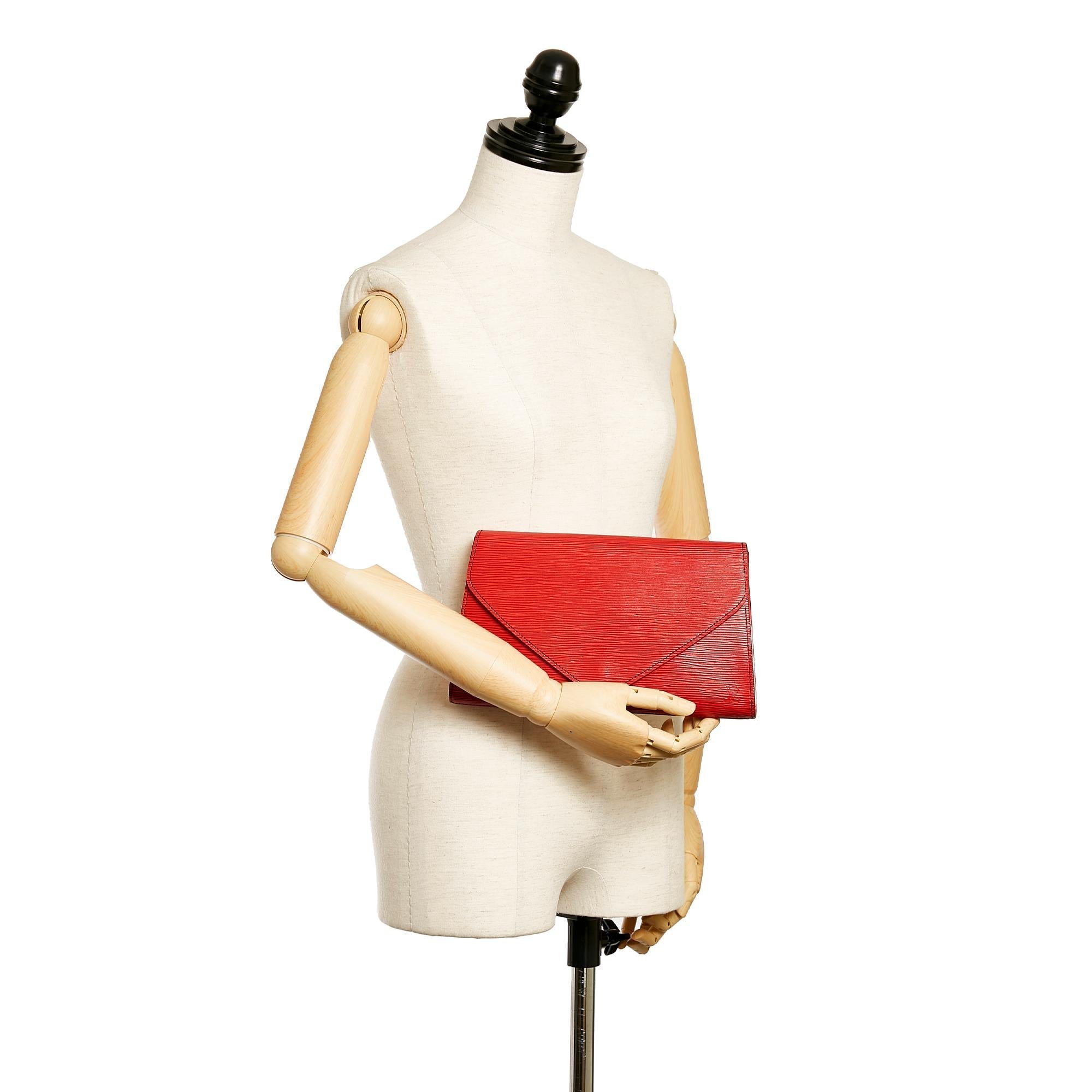 Louis Vuitton Epi Art Deco Clutch (SHG-27984)