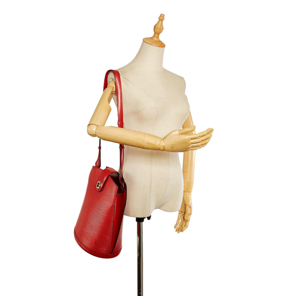 Louis Vuitton Epi Cluny (SHG-24936)