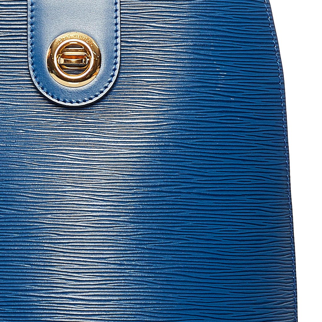 Louis Vuitton Epi Cluny (SHG-27165)