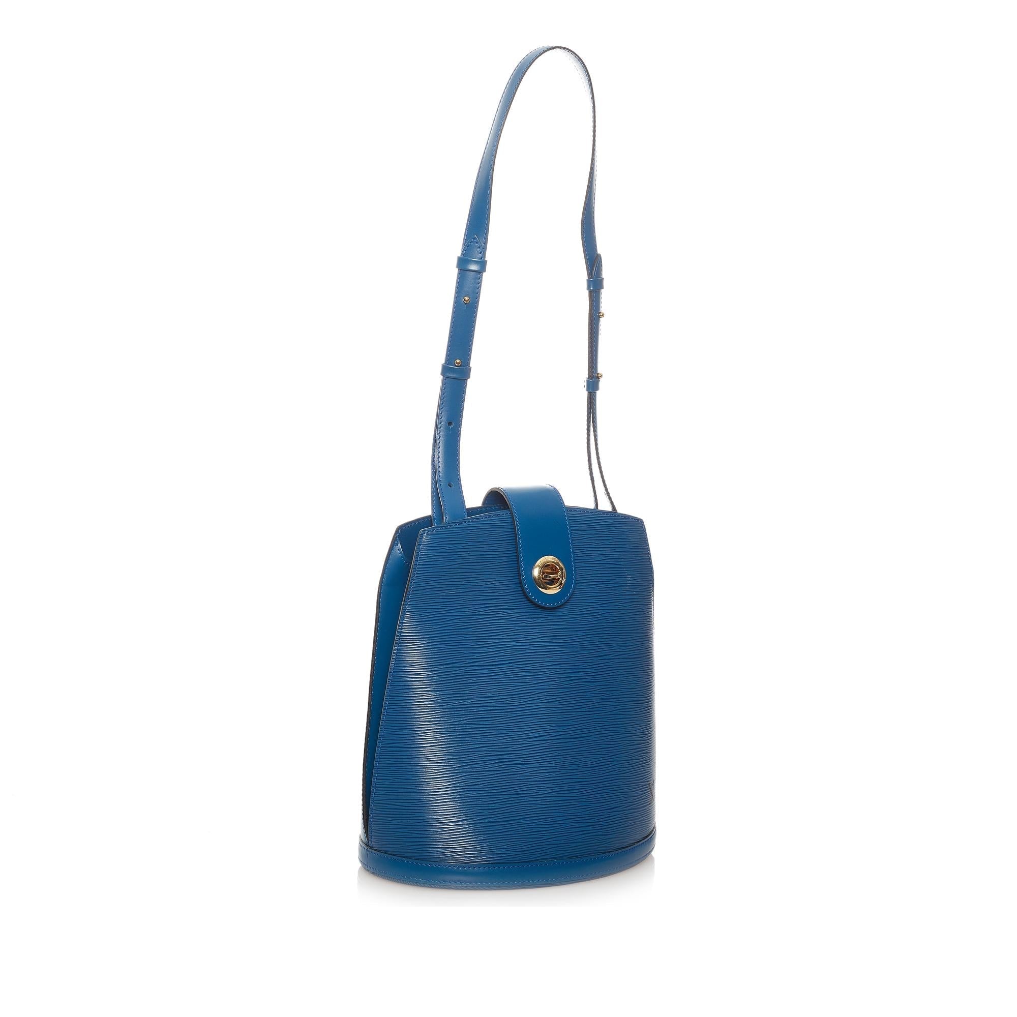 Louis Vuitton Epi Cluny (SHG-27165)