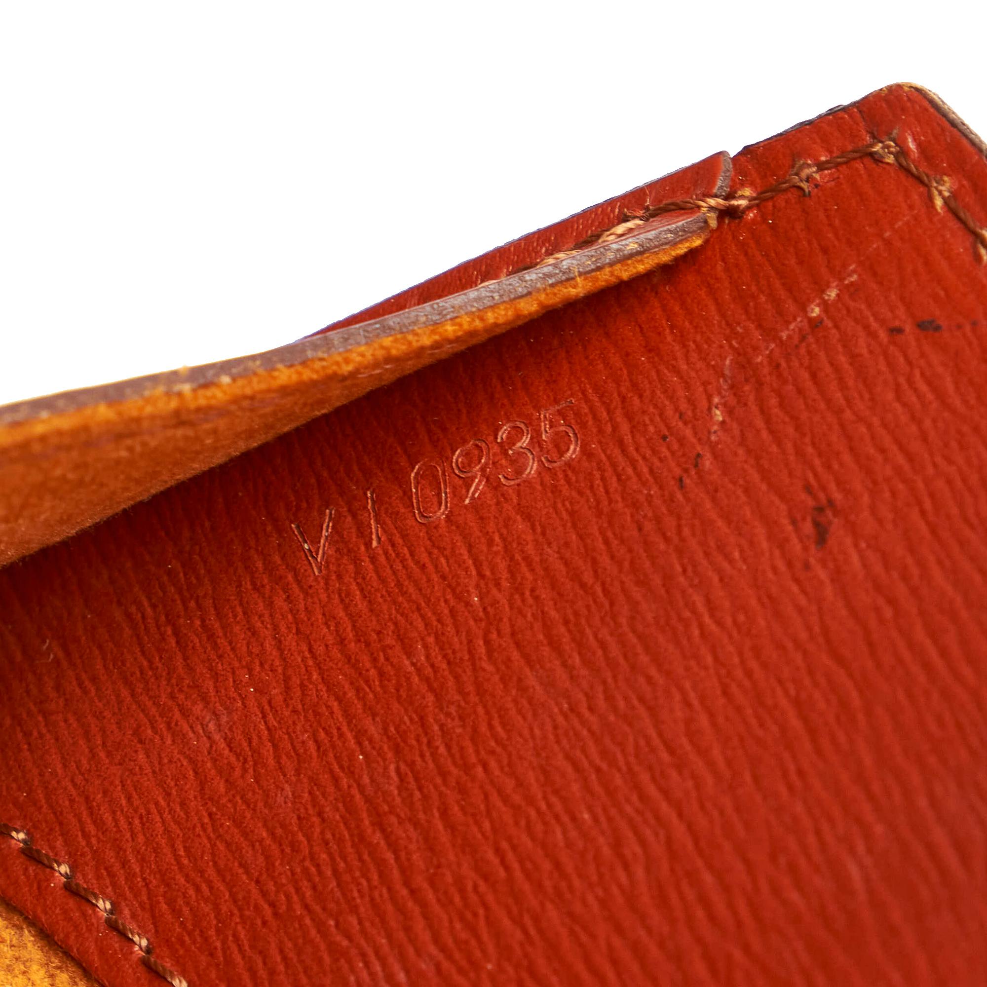 Louis Vuitton Epi Cluny (SHG-27697)