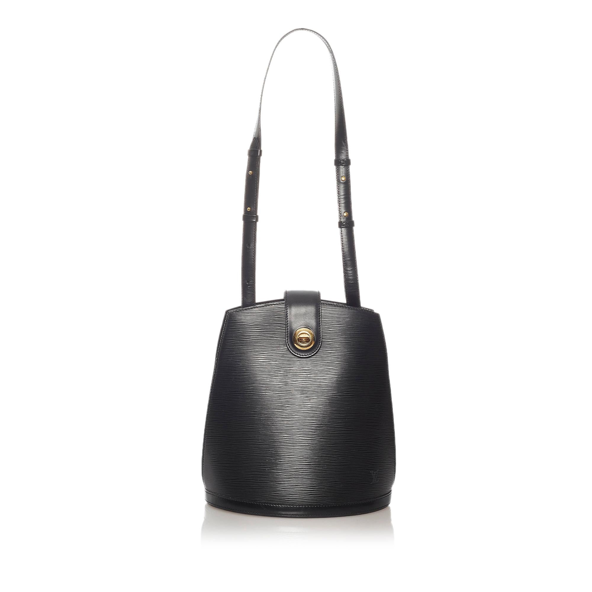 Louis Vuitton Epi Cluny (SHG-27753)