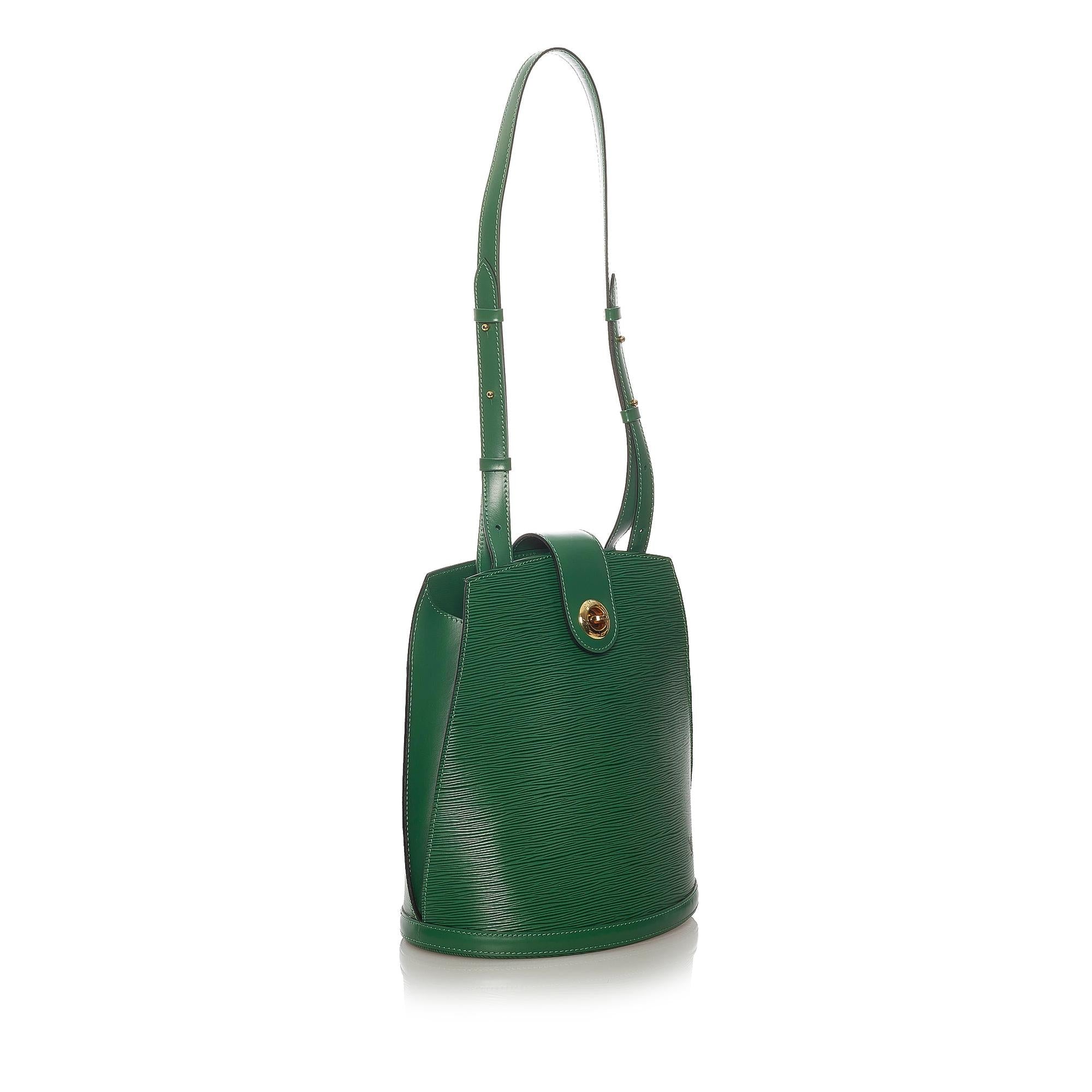 Louis Vuitton Epi Cluny (SHG-27880)