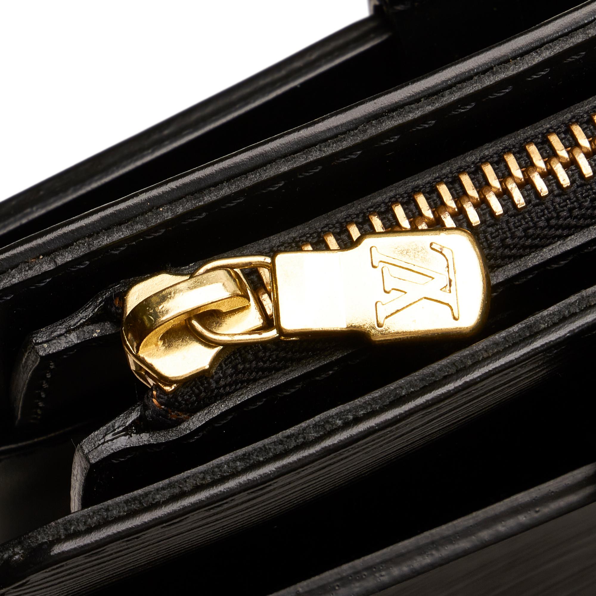 Louis Vuitton Epi Croisette PM (SHG-27337)