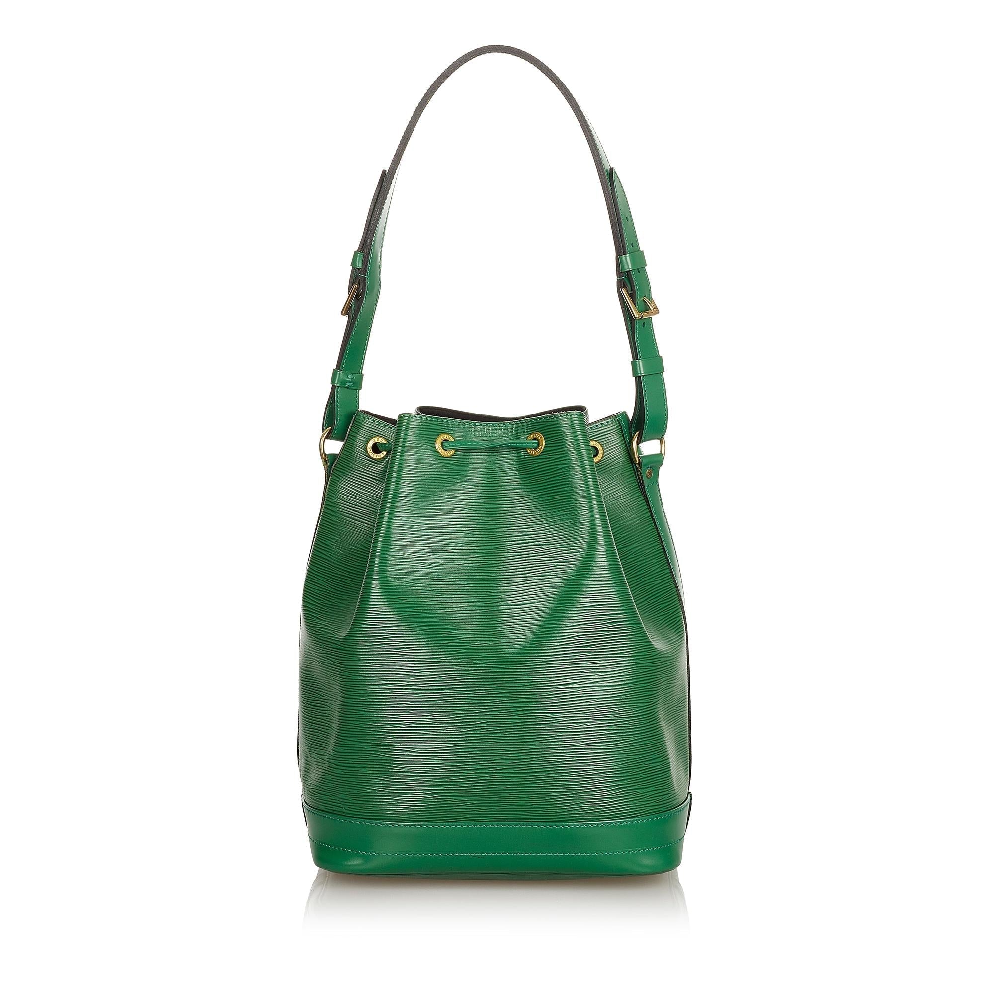 Louis Vuitton Epi Noe (SHG-25929)