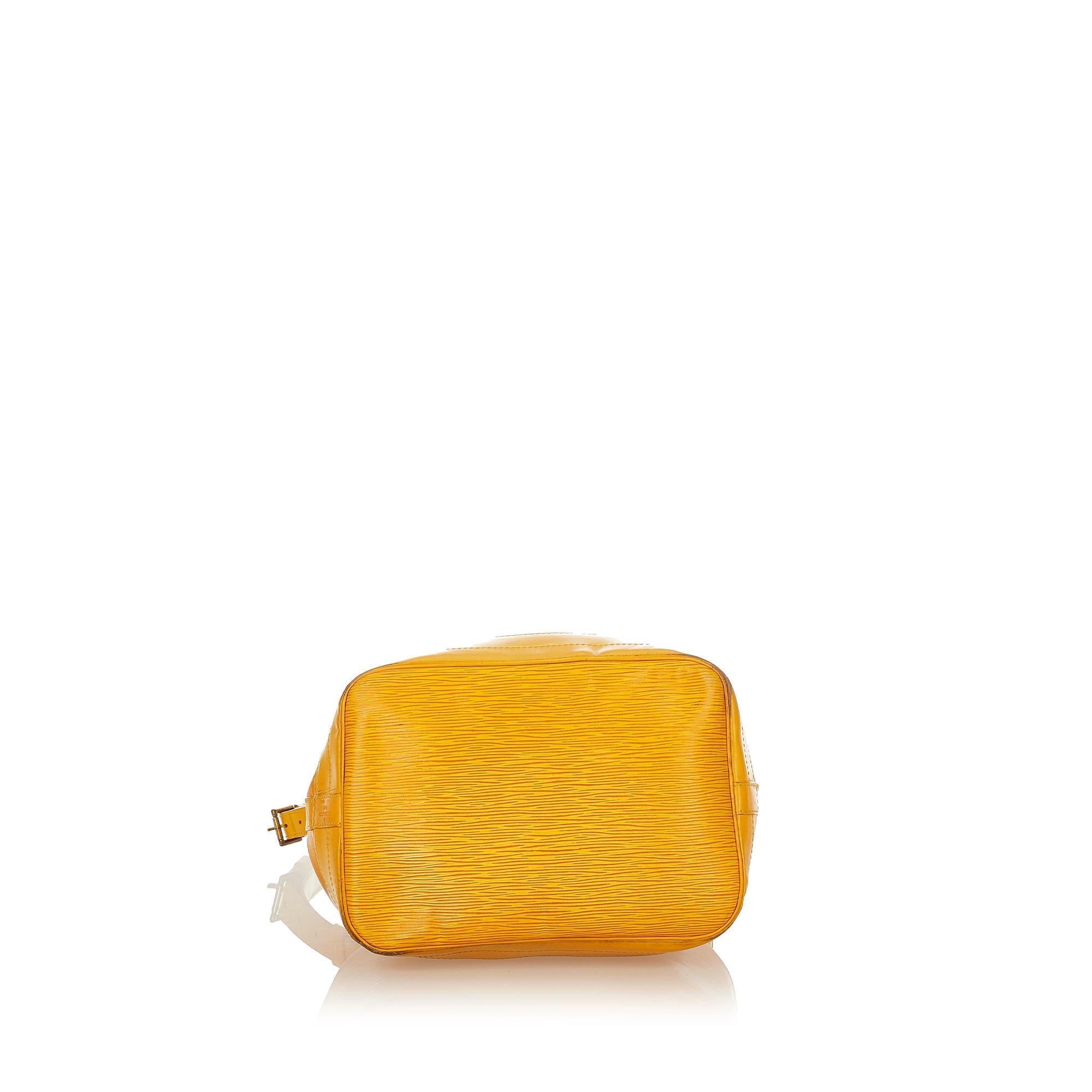 Louis Vuitton Epi Noe (SHG-26126)