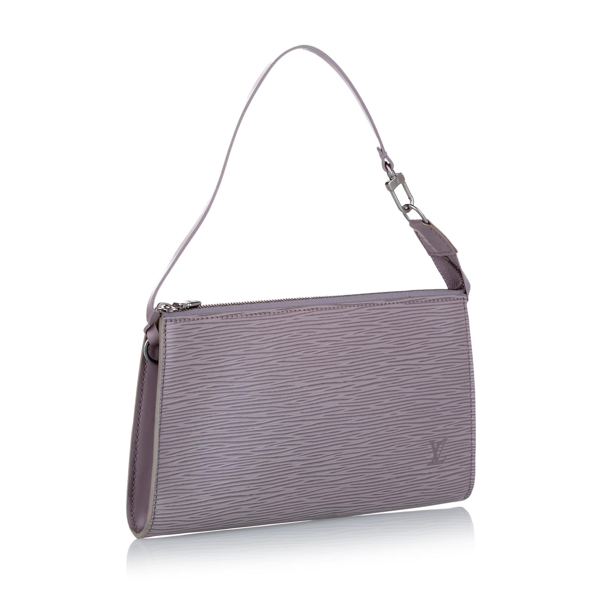 Louis Vuitton Epi Pochette Accessoires (SHG-23397)
