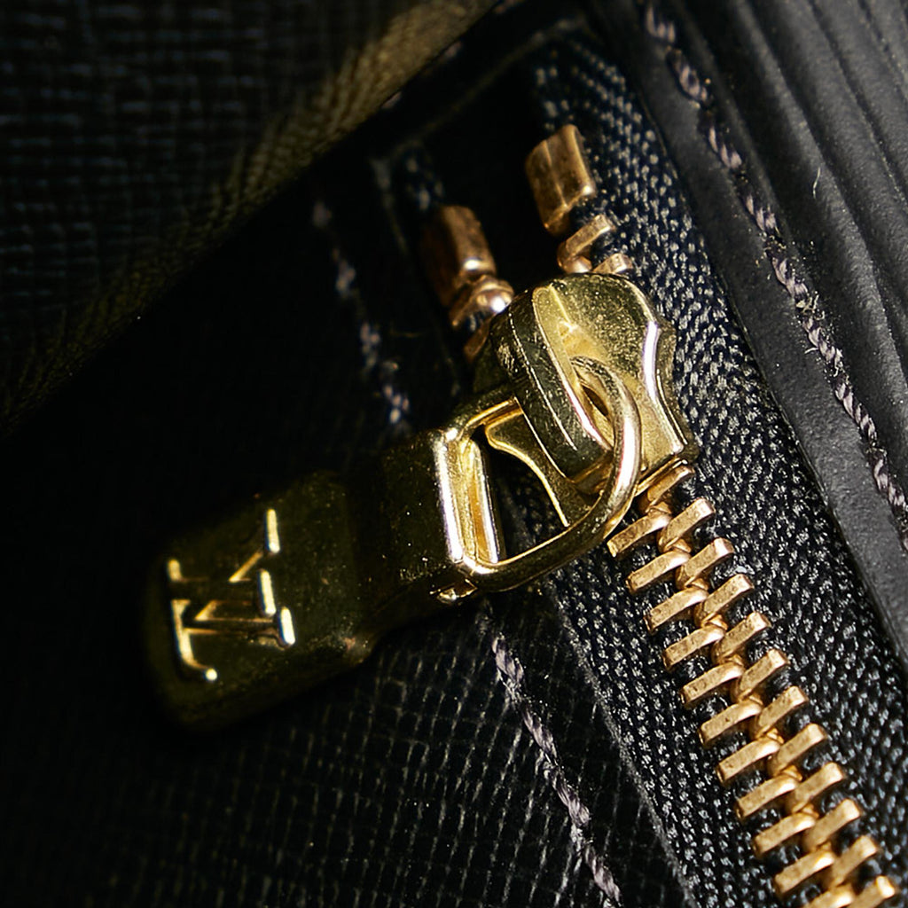 Louis Vuitton Epi Pochette Sellier Dragonne (SHG-27831)