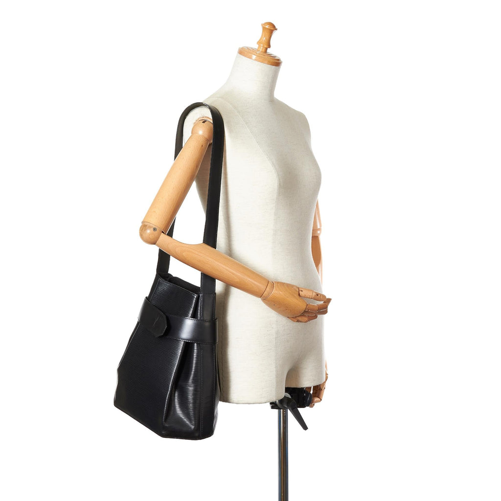 Louis Vuitton Epi Sac dEpaule (SHG-25859)