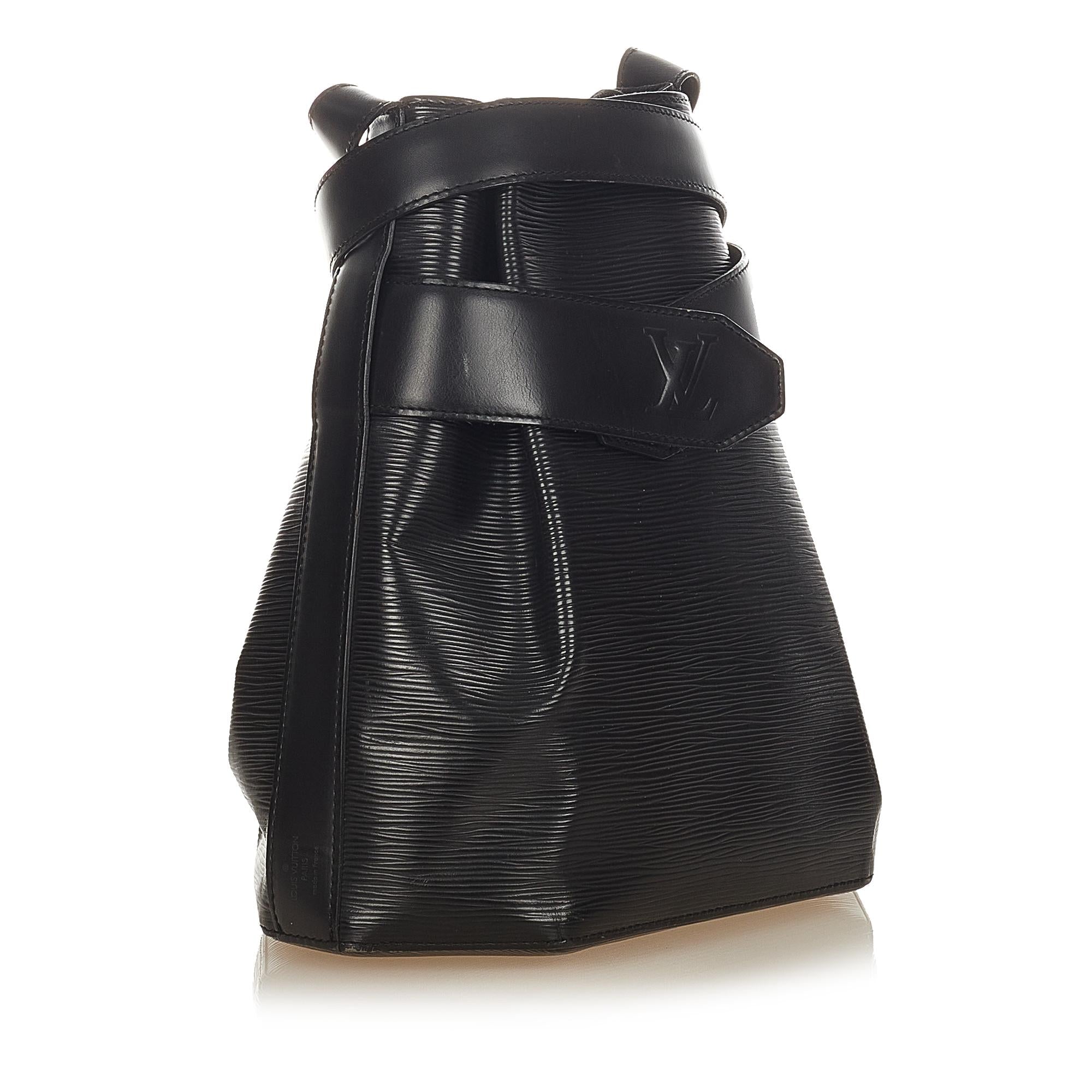 Louis Vuitton Epi Sac dEpaule (SHG-25859)