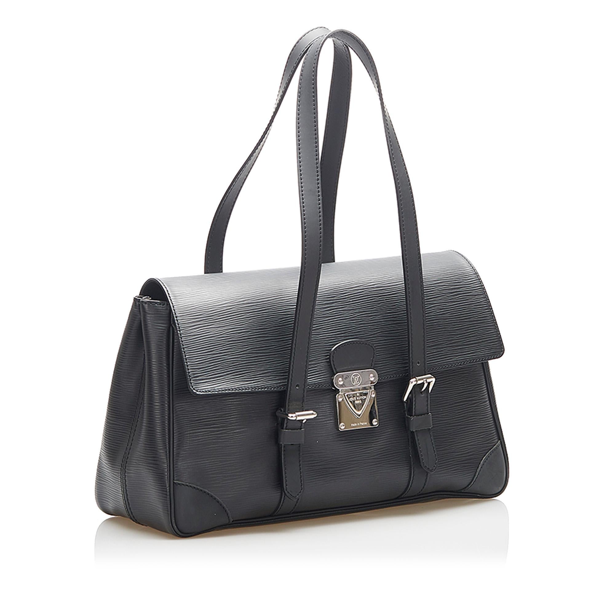 Louis Vuitton Epi Segur MM (SHG-25910)