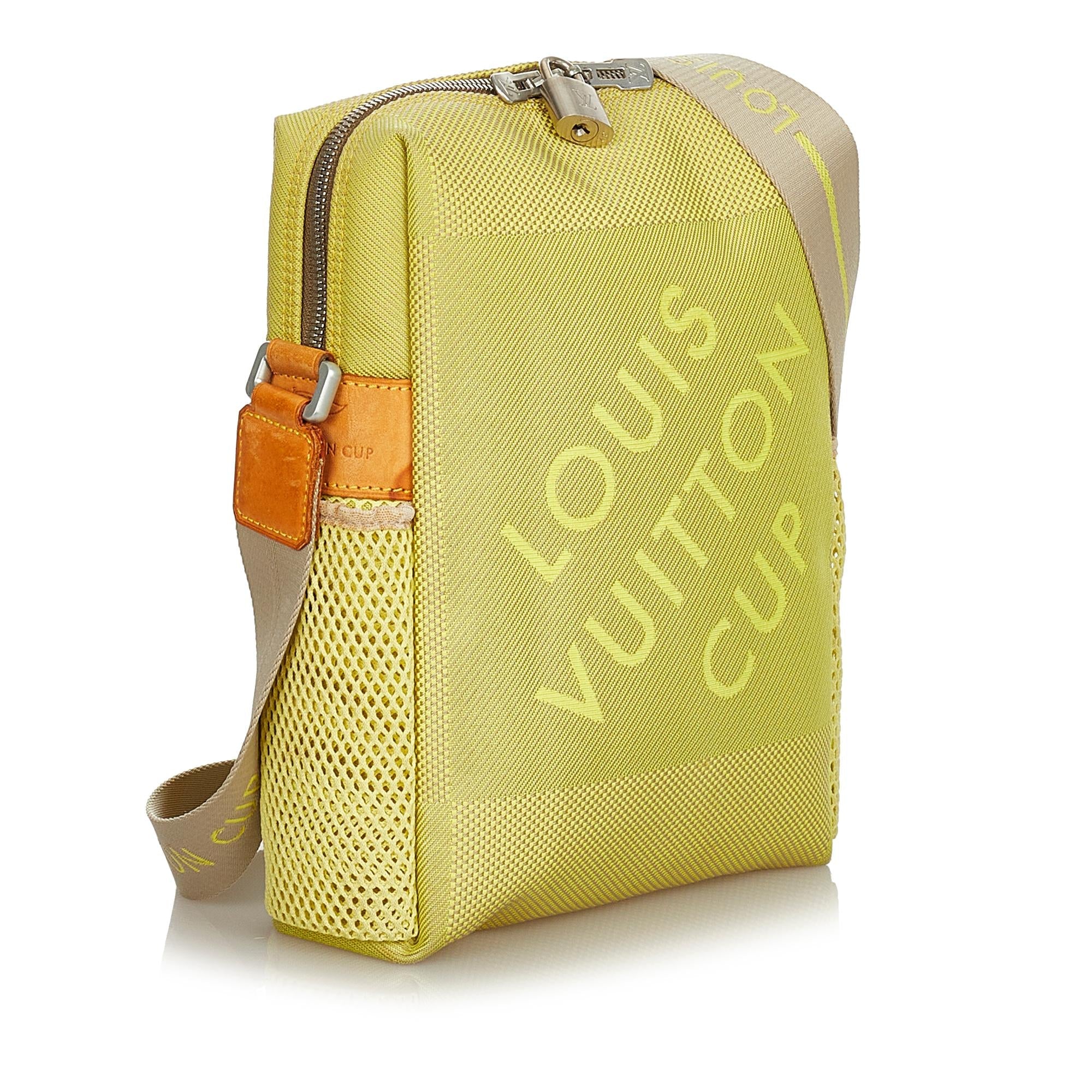 Louis Vuitton LV Cup Weatherly Crossbody Bag (SHG-24683)