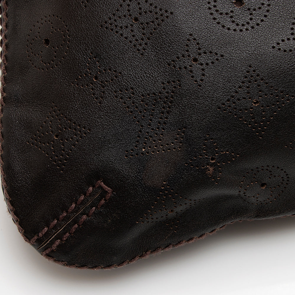 Louis Vuitton Limited Edition Leather Monogram Onatah Pochette Shoulder Bag (SHF-18351)