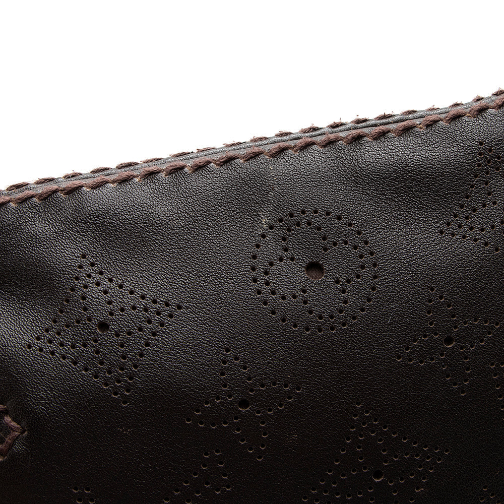 Louis Vuitton Limited Edition Leather Monogram Onatah Pochette Shoulder Bag (SHF-18351)
