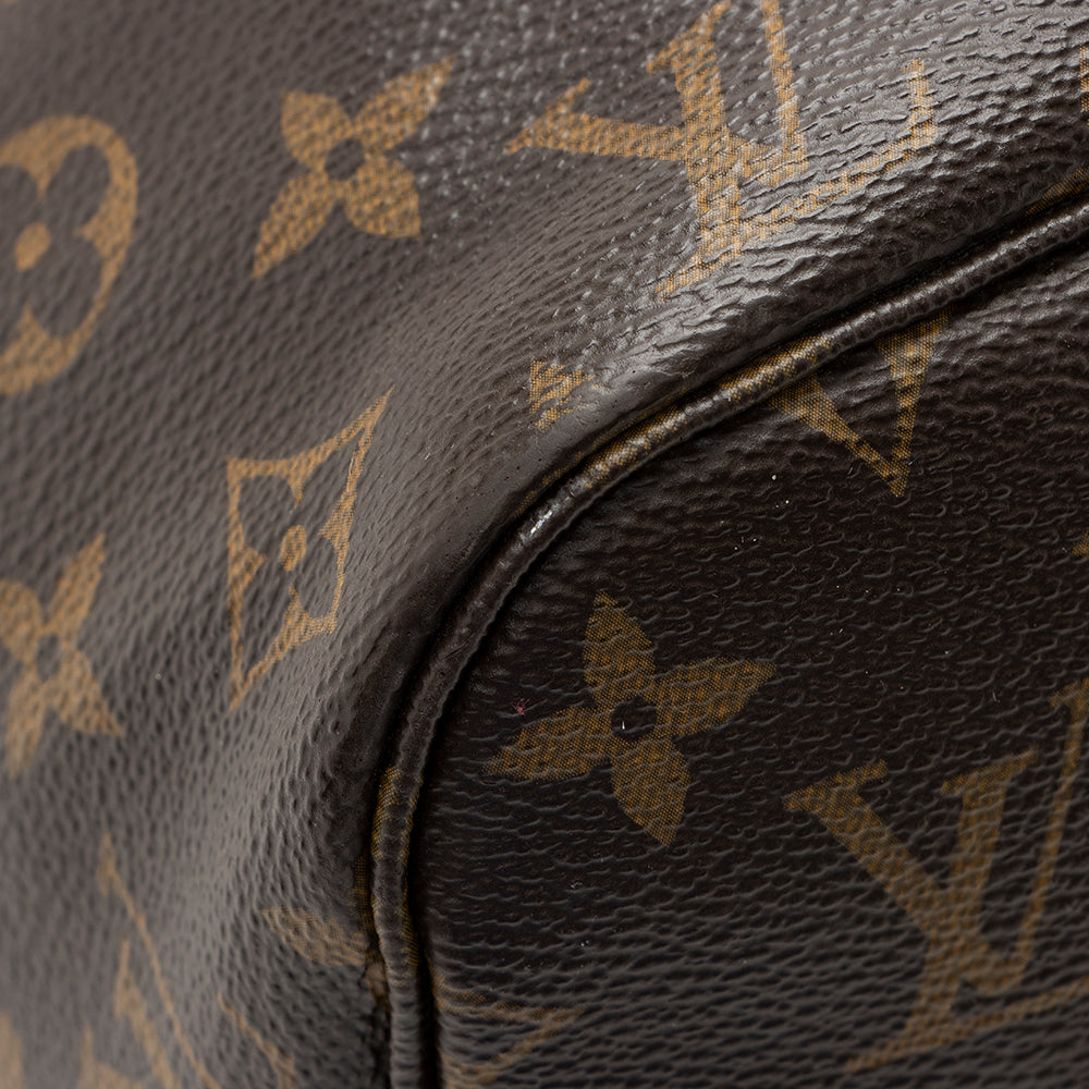 Louis Vuitton Limited Edition Monogram Canvas Totem Neverfull MM Tote (SHF-16110)