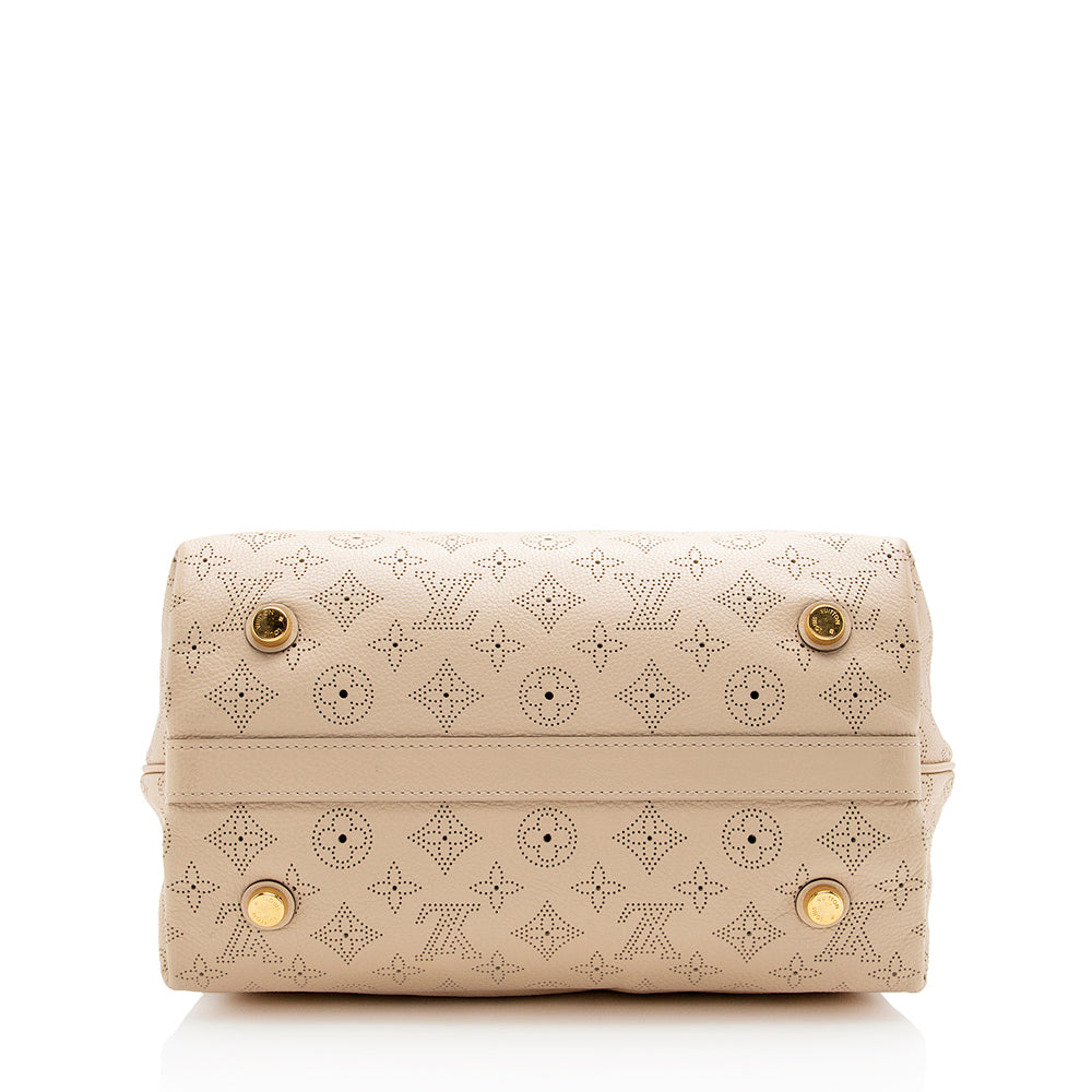 Louis Vuitton Mahina Leather Cirrus PM Satchel (SHF-14439)