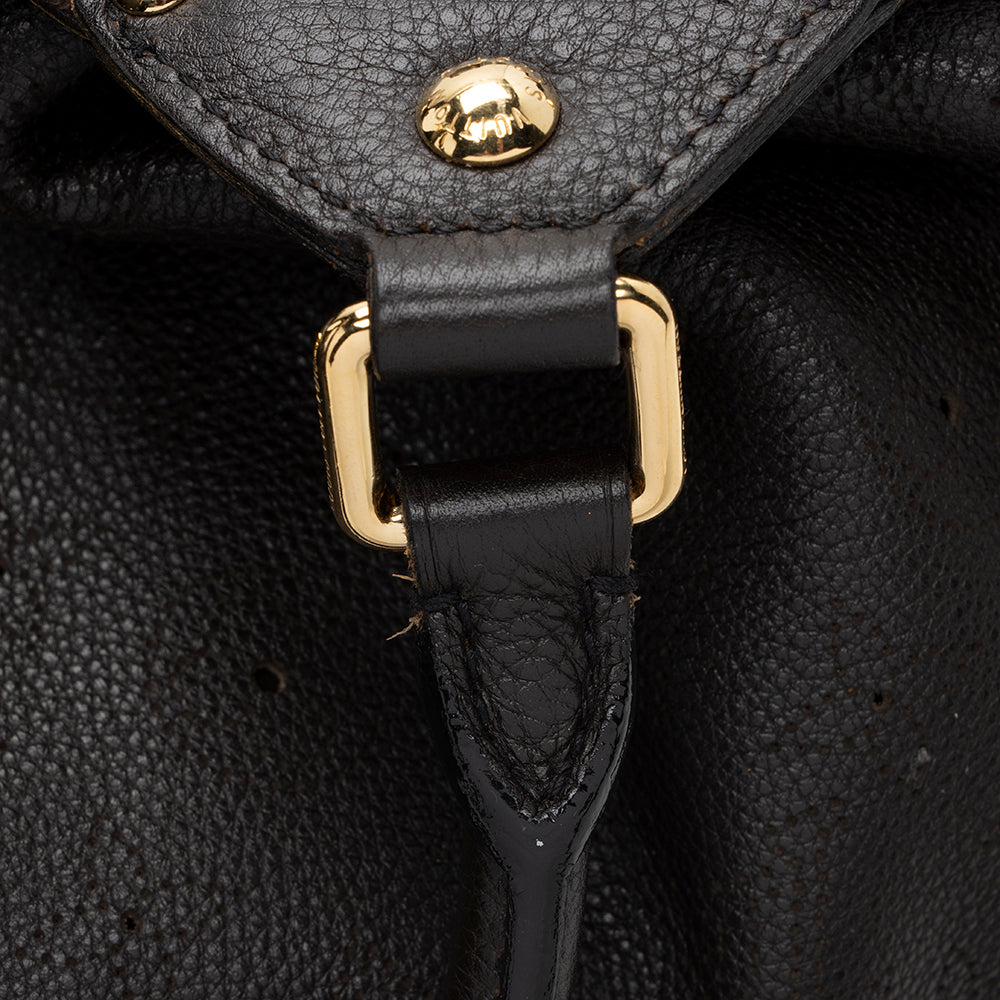 Louis Vuitton Mahina Leather L Hobo (SHF-15838)