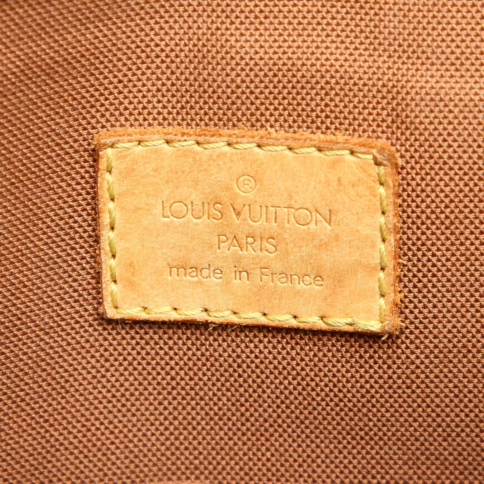Louis Vuitton Monogram Batignolles Vertical (SHG-14364)