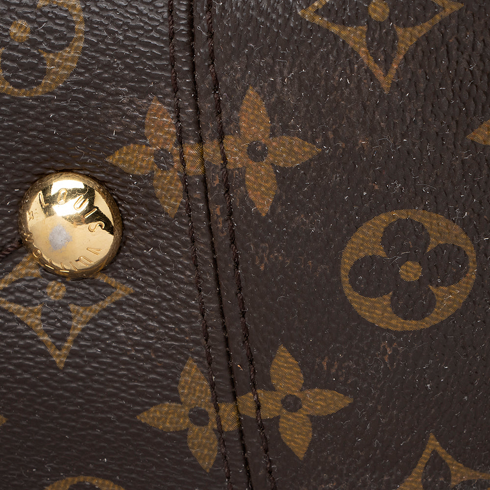 Louis Vuitton Monogram Canvas Artsy MM Shoulder Bag (SHF-18405)